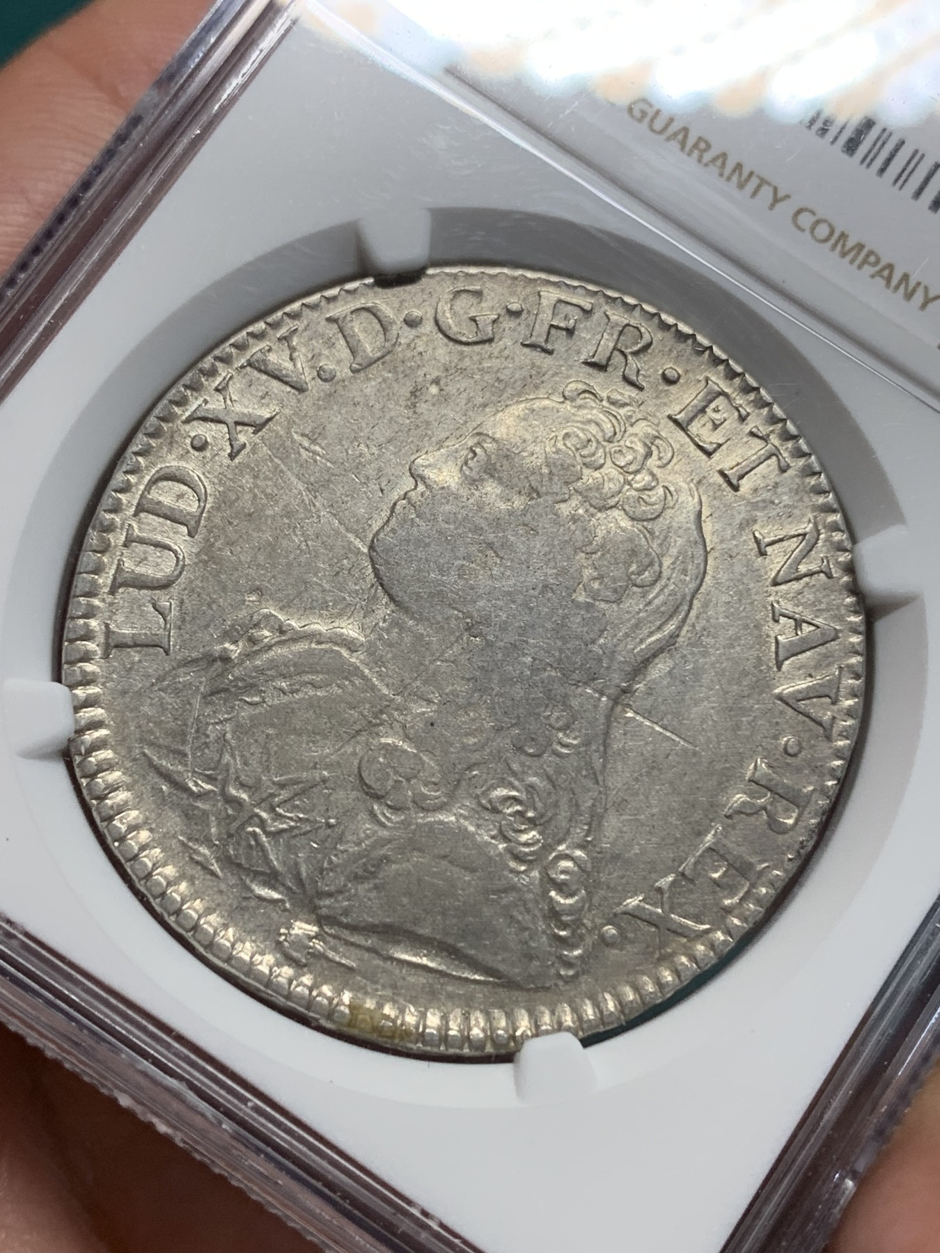 《竞宝斋》第195场-周日，周一 2场 (全场包邮) NGC XFD 法国1733年路易十五埃居大银 稀少厂名 底板转光