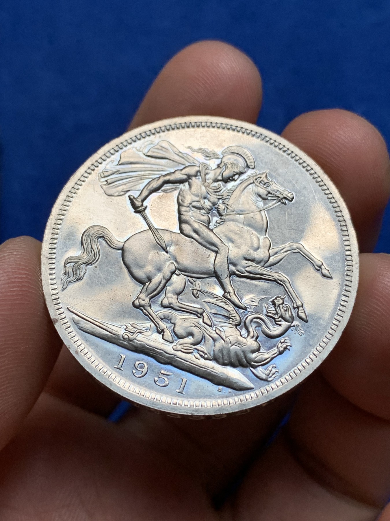 《竞宝斋》第195场-周日，周一 2场 (全场包邮) 英国 最后的 镍马剑 1951 带绿盒证书 细节见图