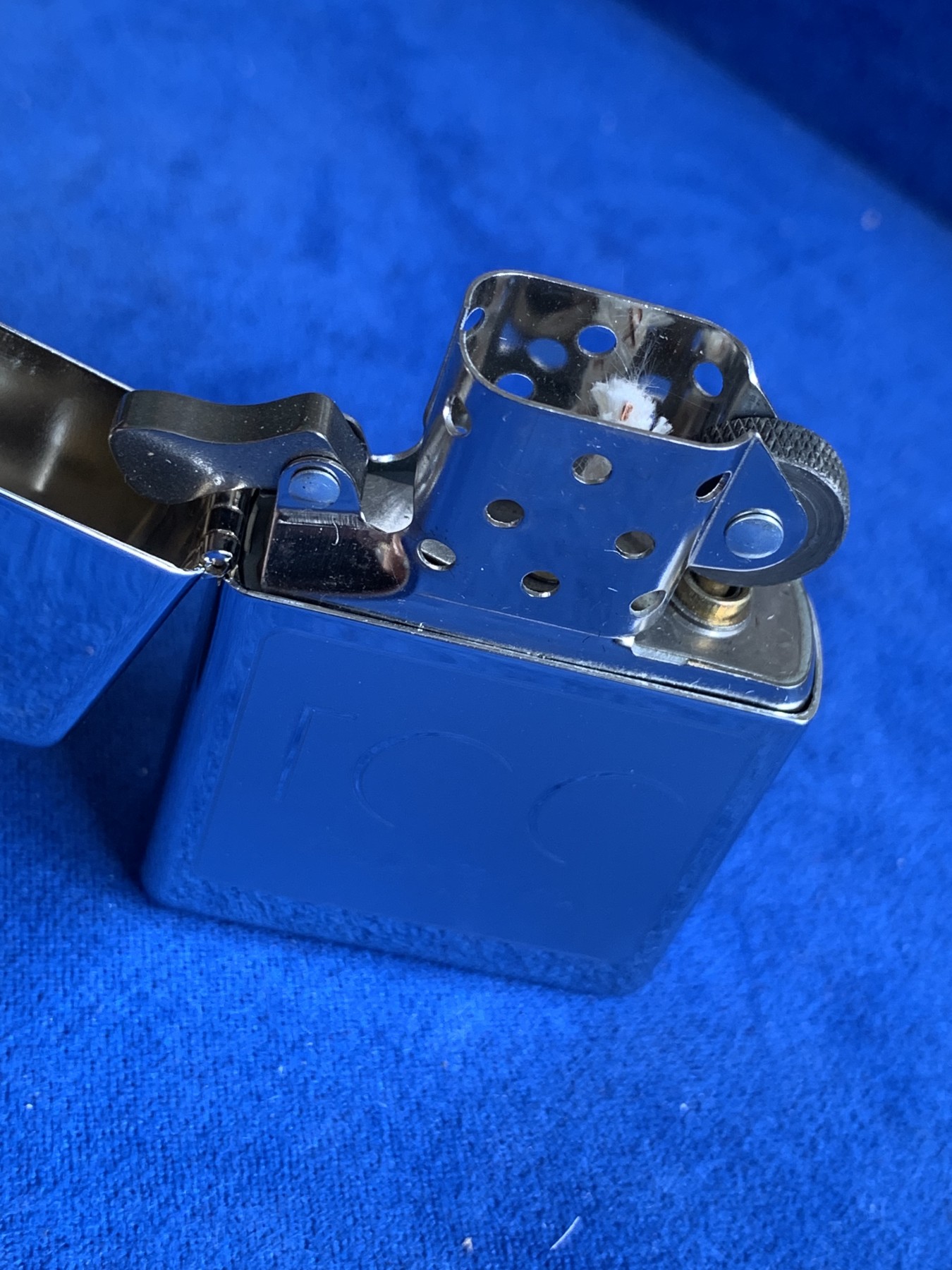 《竞宝斋》第195场-周日，周一 2场 (全场包邮) 福特 Zippo百年纪念 盒证齐全