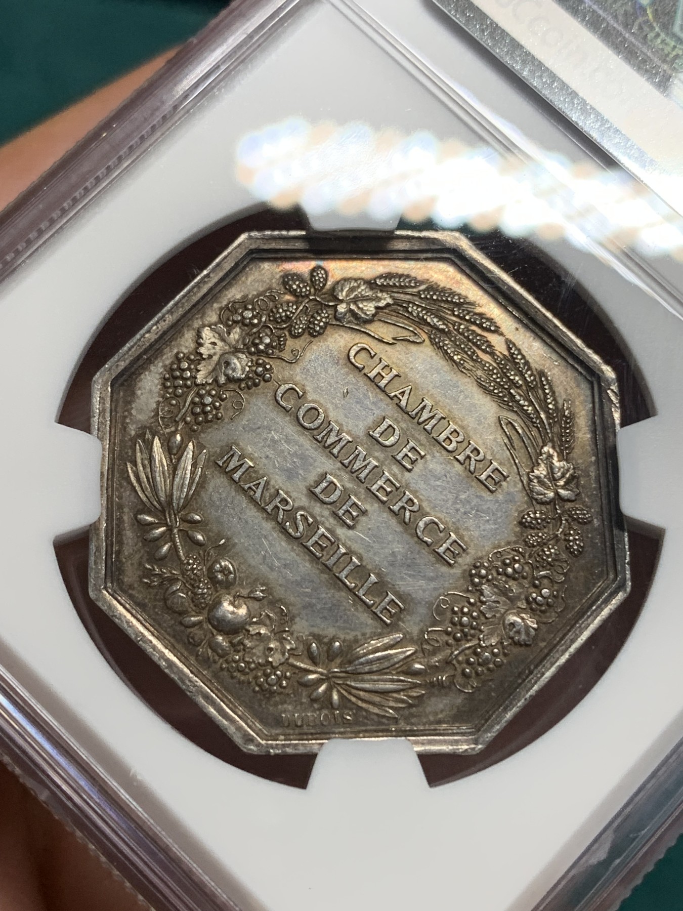 《竞宝斋》第195场-周日，周一 2场 (全场包邮) NGC MS61 法国1775马赛港商业八角银质代币