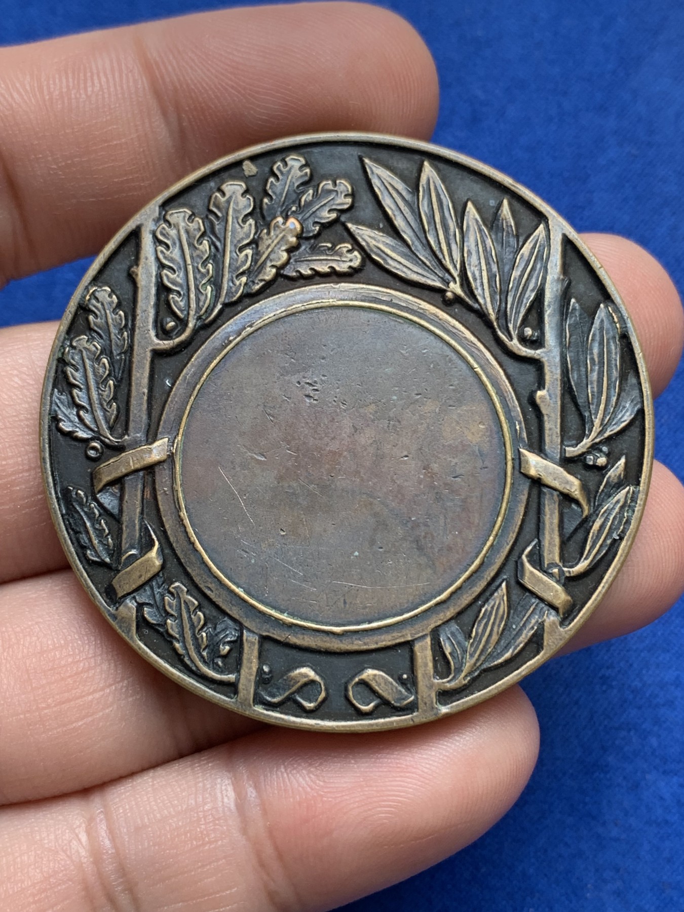 《竞宝斋》第195场-周日，周一 2场 (全场包邮) 法国玛丽安娜大铜章 57.7g  49.6mm