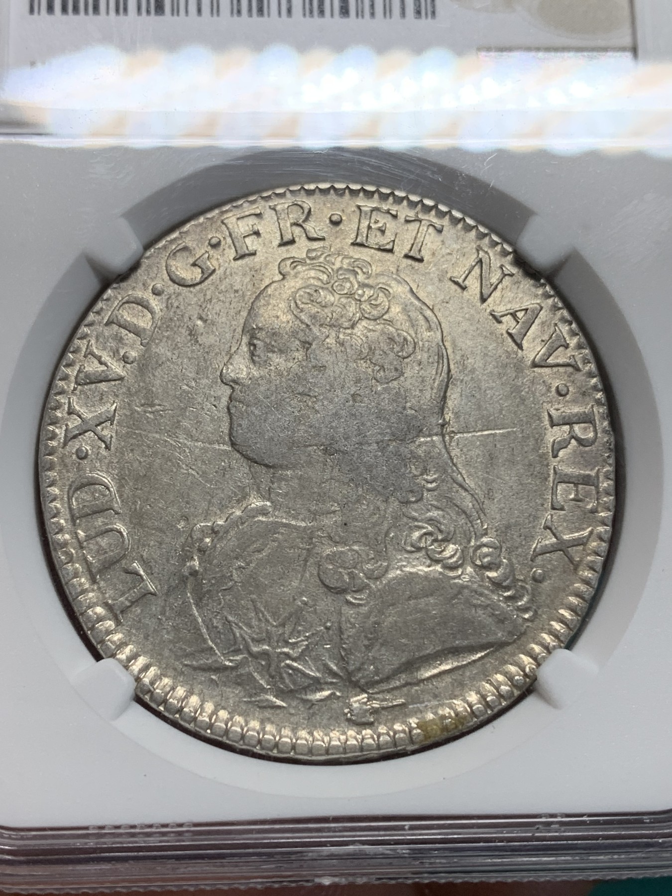 《竞宝斋》第195场-周日，周一 2场 (全场包邮) NGC XFD 法国1733年路易十五埃居大银 稀少厂名 底板转光