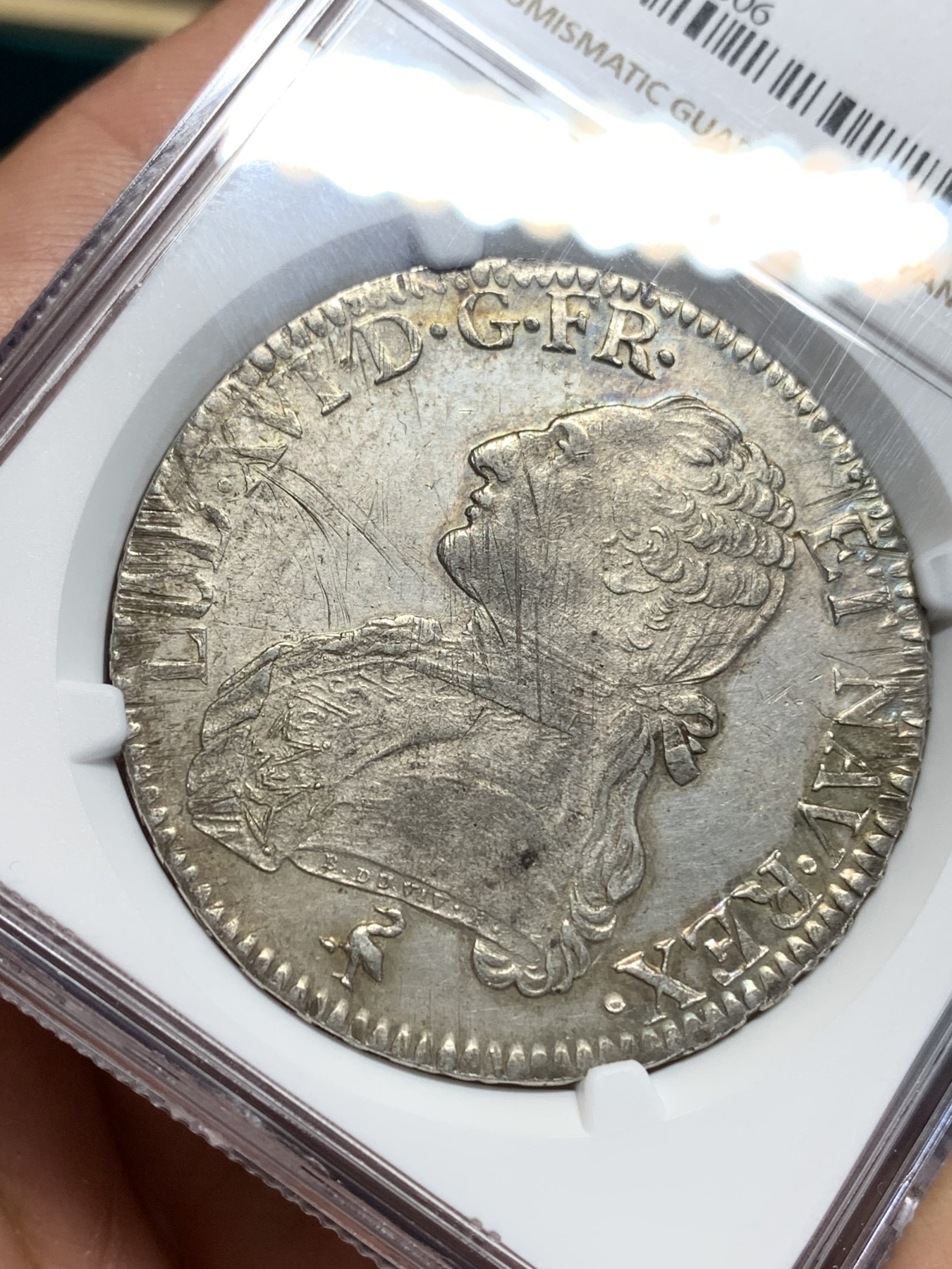 《竞宝斋》第195场-周日，周一 2场 (全场包邮) NGC-AUD 法国 1791年巴黎厂 路易十六1埃居银币 少见年份，严重低评，UNC品相，底板转光，背面纹章面尤其出色，也是该版别的最后一年，具有历史意义