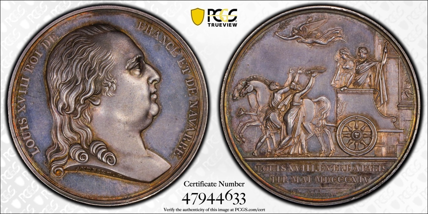 万国钱币拍卖第016期（奢华币章最终章） PCGS SP64 1814年法国波旁王朝路易十八世第一次重返巴黎复辟纪念大银章 路易十八世以罗马皇帝的名义与安古莱姆公爵夫人一起乘坐马车重返巴黎 城市女神把象征巴黎的钥匙递送到路易十八手中 经典中的经典品种 唯一一个冠军分 41MM 38G