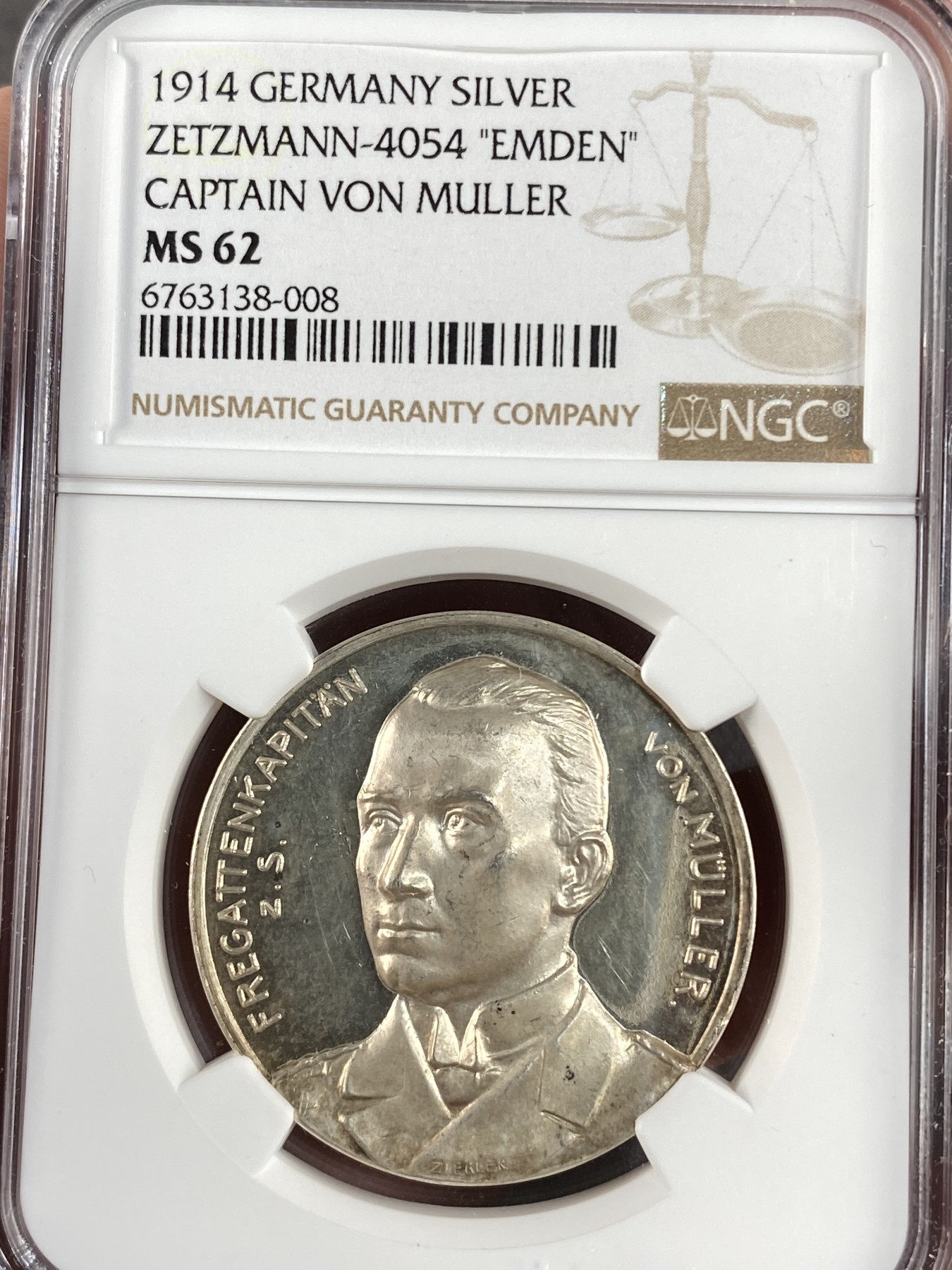 万国钱币拍卖第016期（奢华币章最终章） NGC MS62 1914年德国埃姆登号战舰穆勒舰长纪念银章 少见原味金彩品种 穆勒舰长曾率埃姆登号访问过青岛