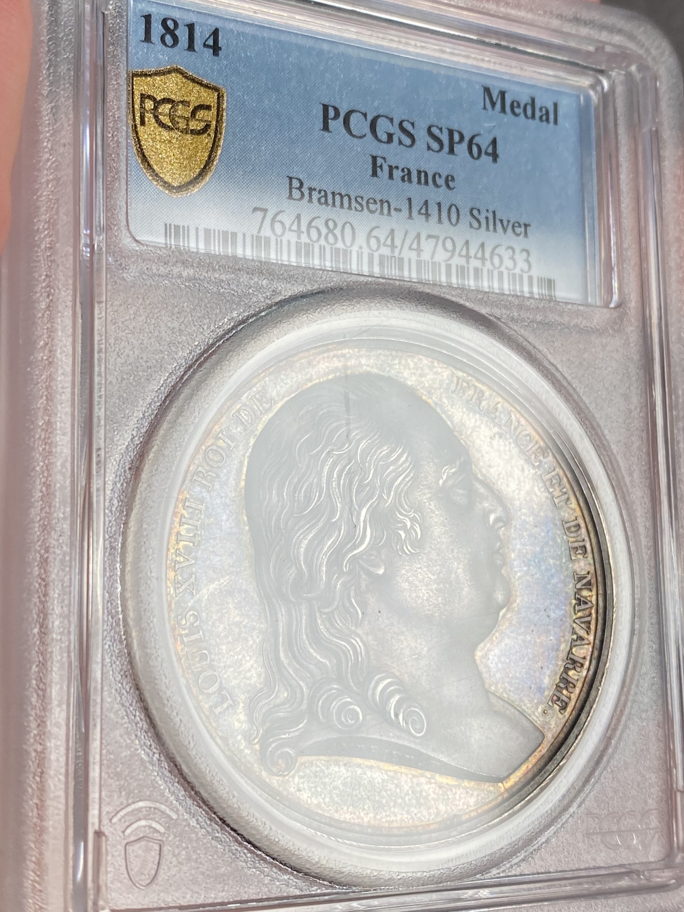 万国钱币拍卖第016期（奢华币章最终章） PCGS SP64 1814年法国波旁王朝路易十八世第一次重返巴黎复辟纪念大银章 路易十八世以罗马皇帝的名义与安古莱姆公爵夫人一起乘坐马车重返巴黎 城市女神把象征巴黎的钥匙递送到路易十八手中 经典中的经典品种 唯一一个冠军分 41MM 38G