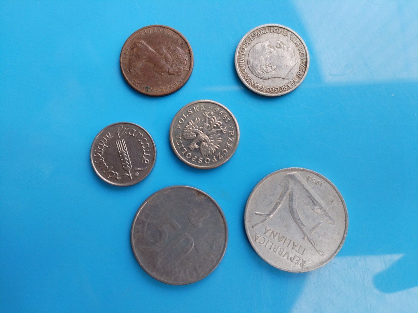 初雪钱币专场（第六期） 硬币一组