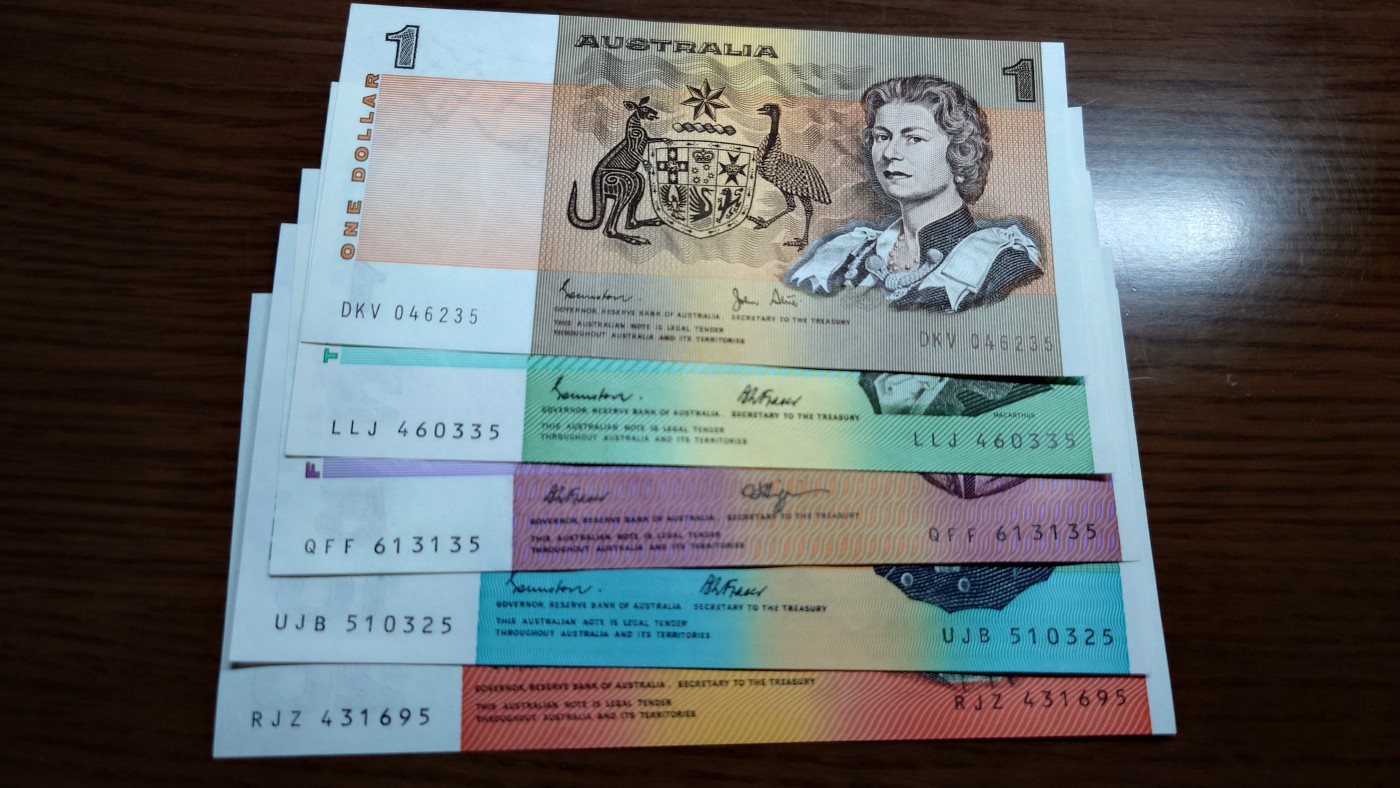 澳大利亚纸币1-2-5-10-20小套尾1同团购 绝品刀拆 免佣金（1-2-5-10也有零售另询）） 澳大利亚纸币1-2-5-10-20小全套 全新绝品刀拆 尾号5