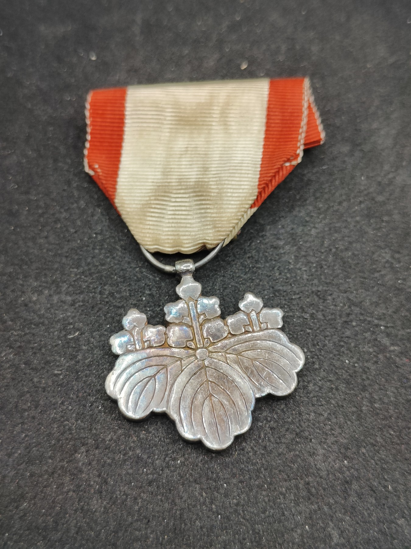 全场0元起拍 第89期 咸鱼国勋章拍卖专场 9月10日（周日）下午6：00开始 稀少 白叶裸章 早期带标 银制