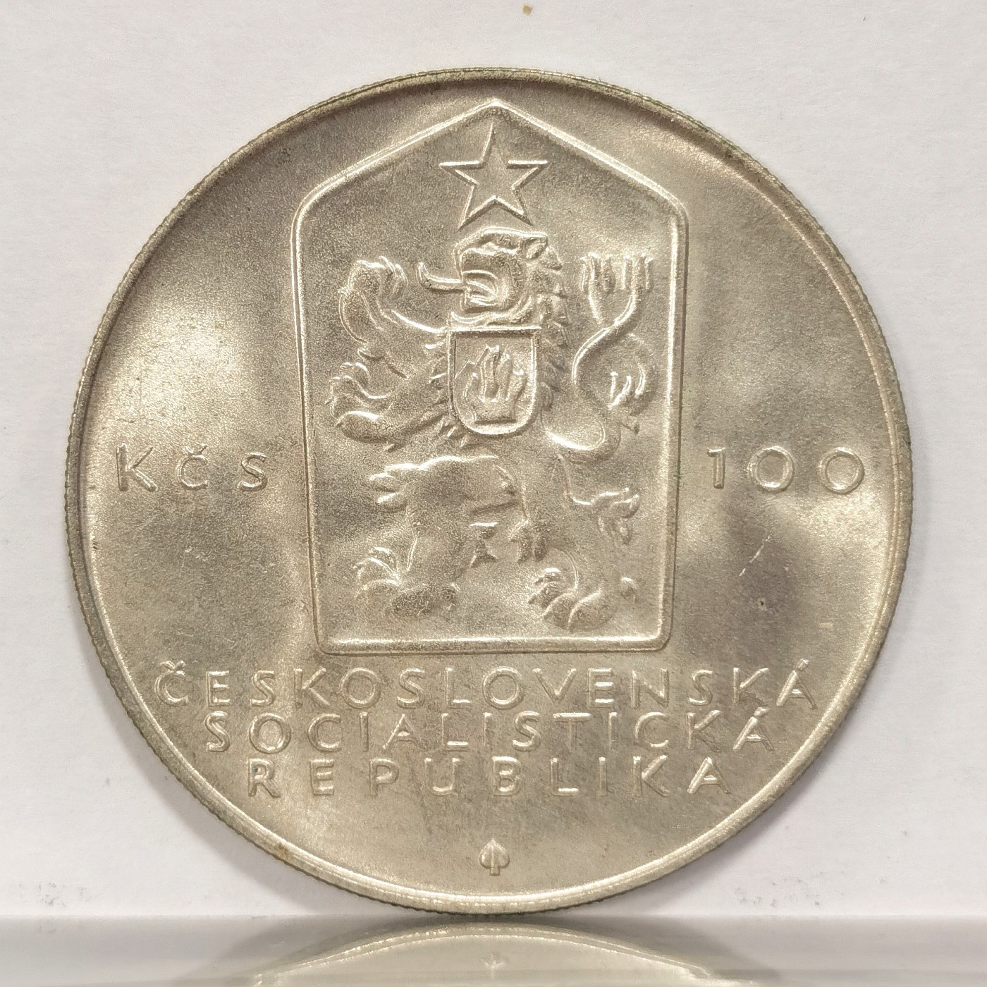 博洋堂世界钱币拍卖第041期周五场（全场包邮）本周五、周六二场连拍 捷克斯洛伐克发行，革命导师马克思100克朗纪念银币，伟人系列，五彩包浆银币，细节清晰，发行量100万枚，稀少品种。
