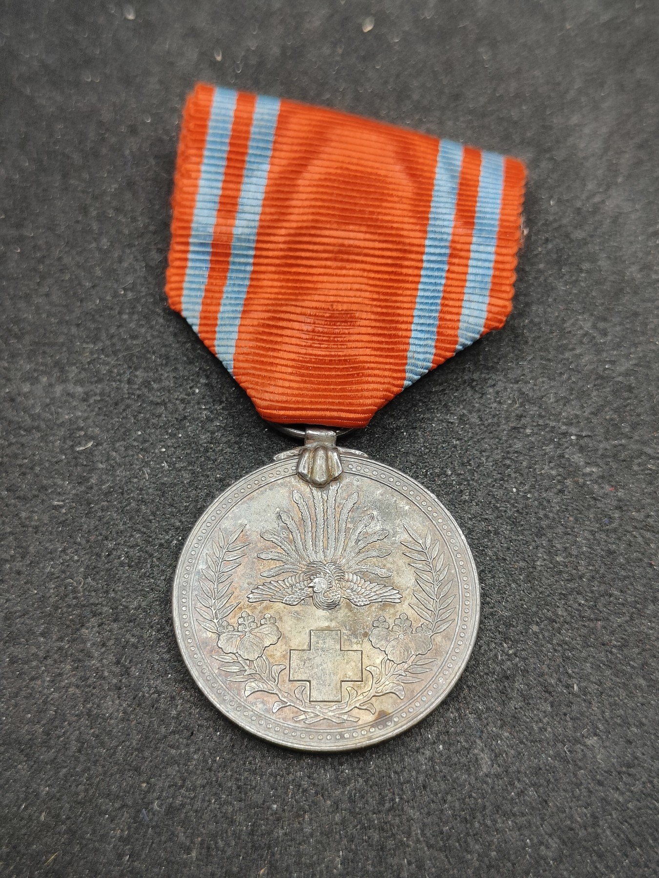 全场0元起拍 第89期 咸鱼国勋章拍卖专场 9月10日（周日）下午6：00开始 早期蓝条绶带 赤十字社员章 银制