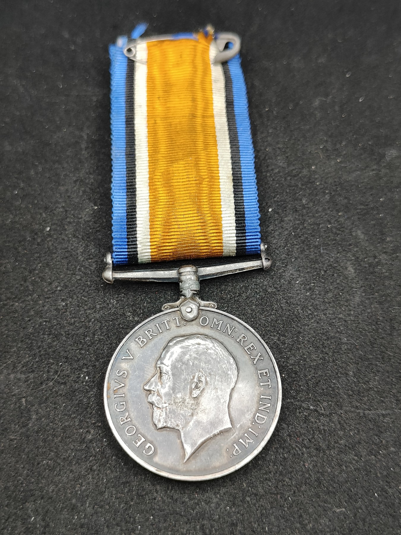 全场0元起拍 第89期 咸鱼国勋章拍卖专场 9月10日（周日）下午6：00开始 英军一战战争奖章 纯银制 有修复痕迹