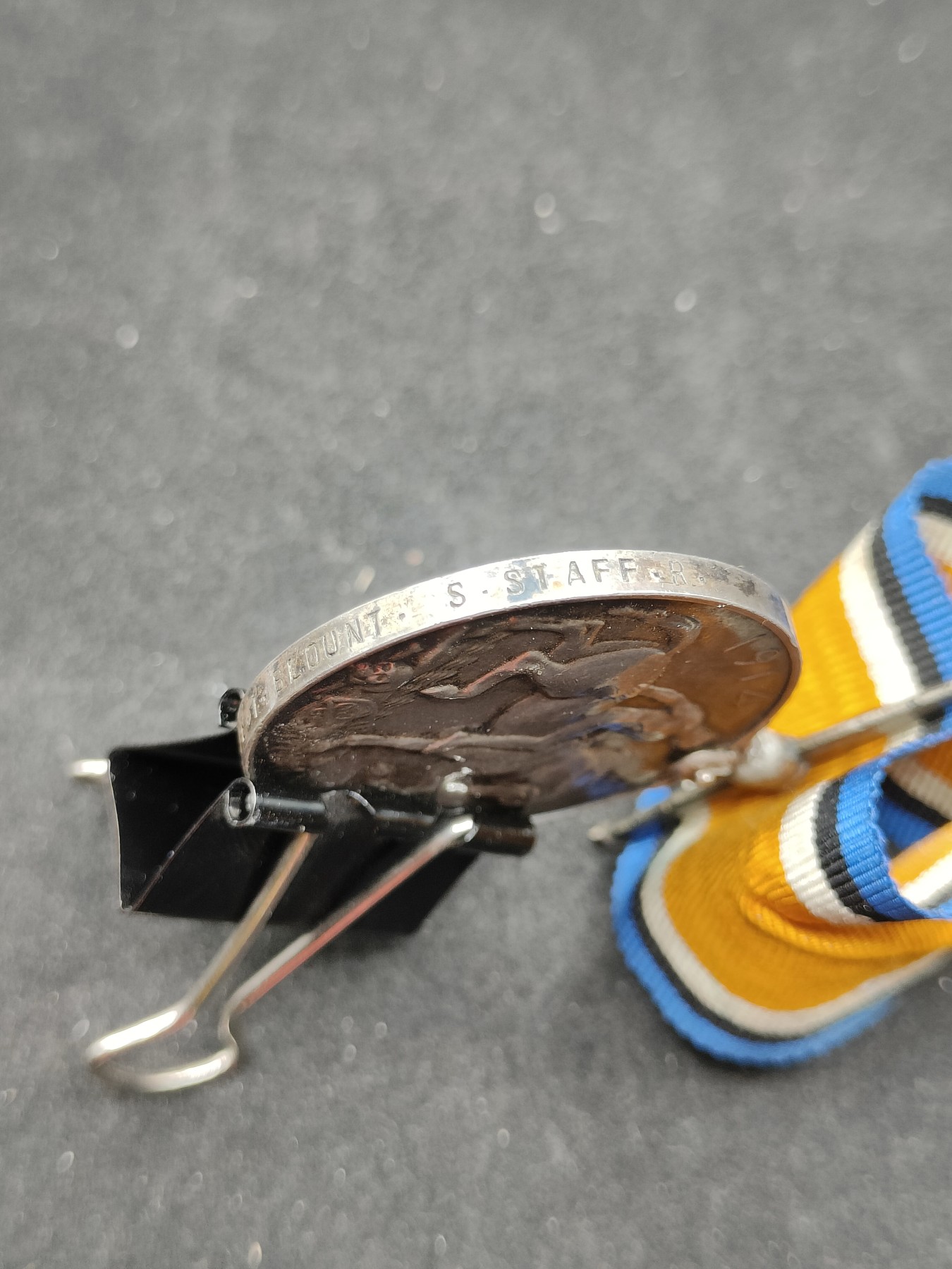 全场0元起拍 第89期 咸鱼国勋章拍卖专场 9月10日（周日）下午6：00开始 英军一战战争奖章 纯银制 有修复痕迹