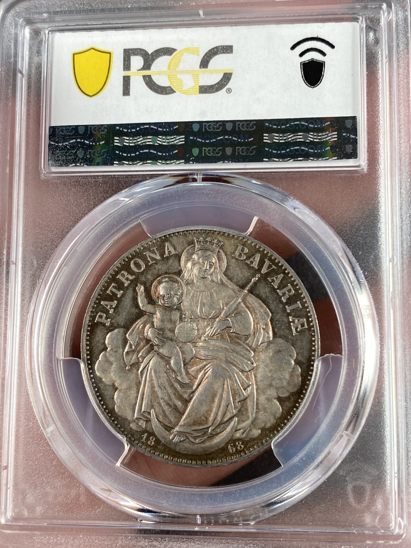 万国钱币拍卖第016期（奢华币章最终章） PCGS MS63 1868年德国巴伐利亚路德维希二世圣母抱婴流通1泰勒 极致让人致幻的冰火两重彩 青金五彩与赤红的完美结合 同分外拍已超过1000欧