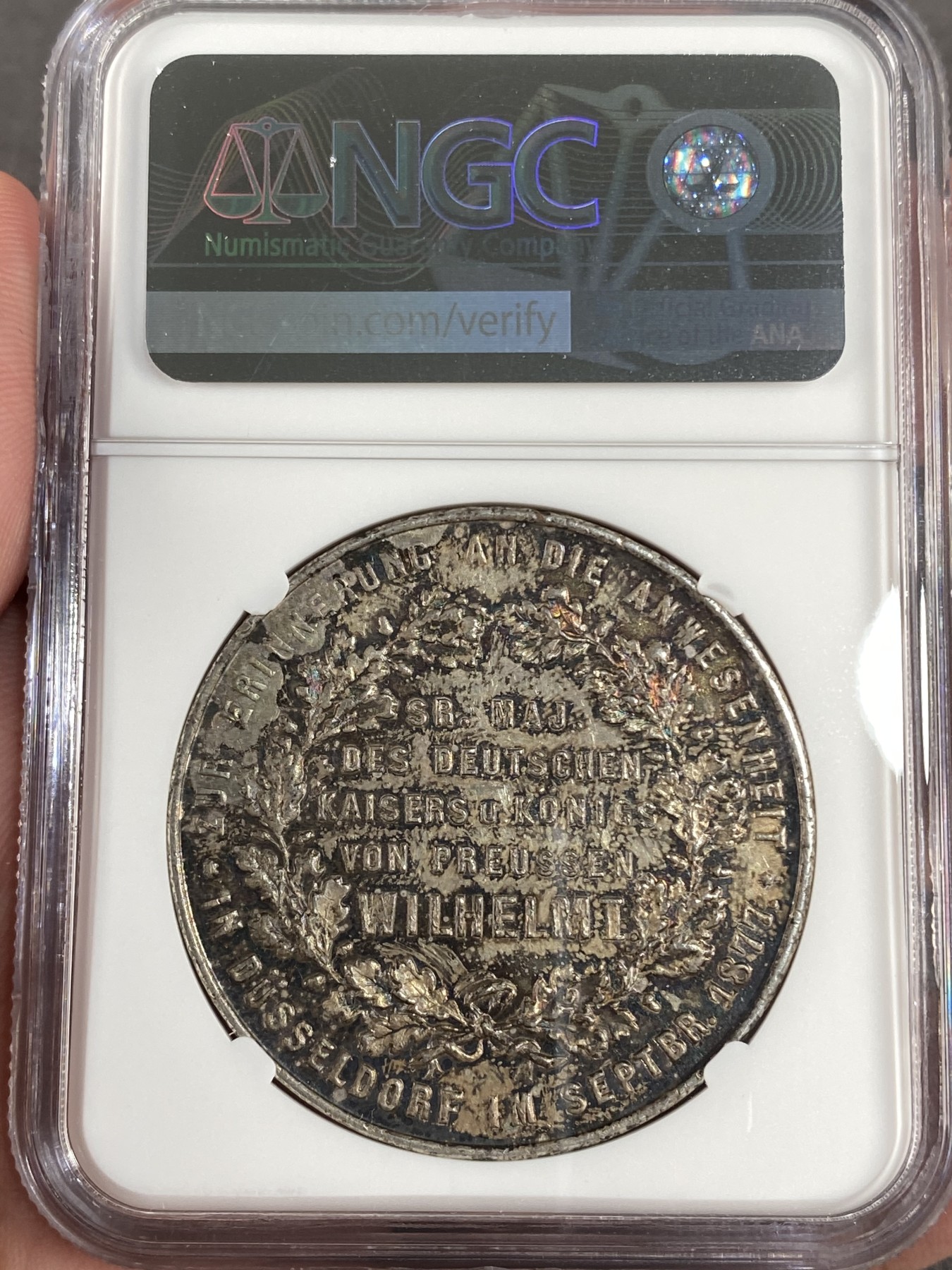 万国钱币拍卖第016期（奢华币章最终章） NGC MS63 1877年德国威廉一世访问杜塞尔多夫纪念大银章 41MM 36G 极少见的银质版本 通体五彩唯一冠军分