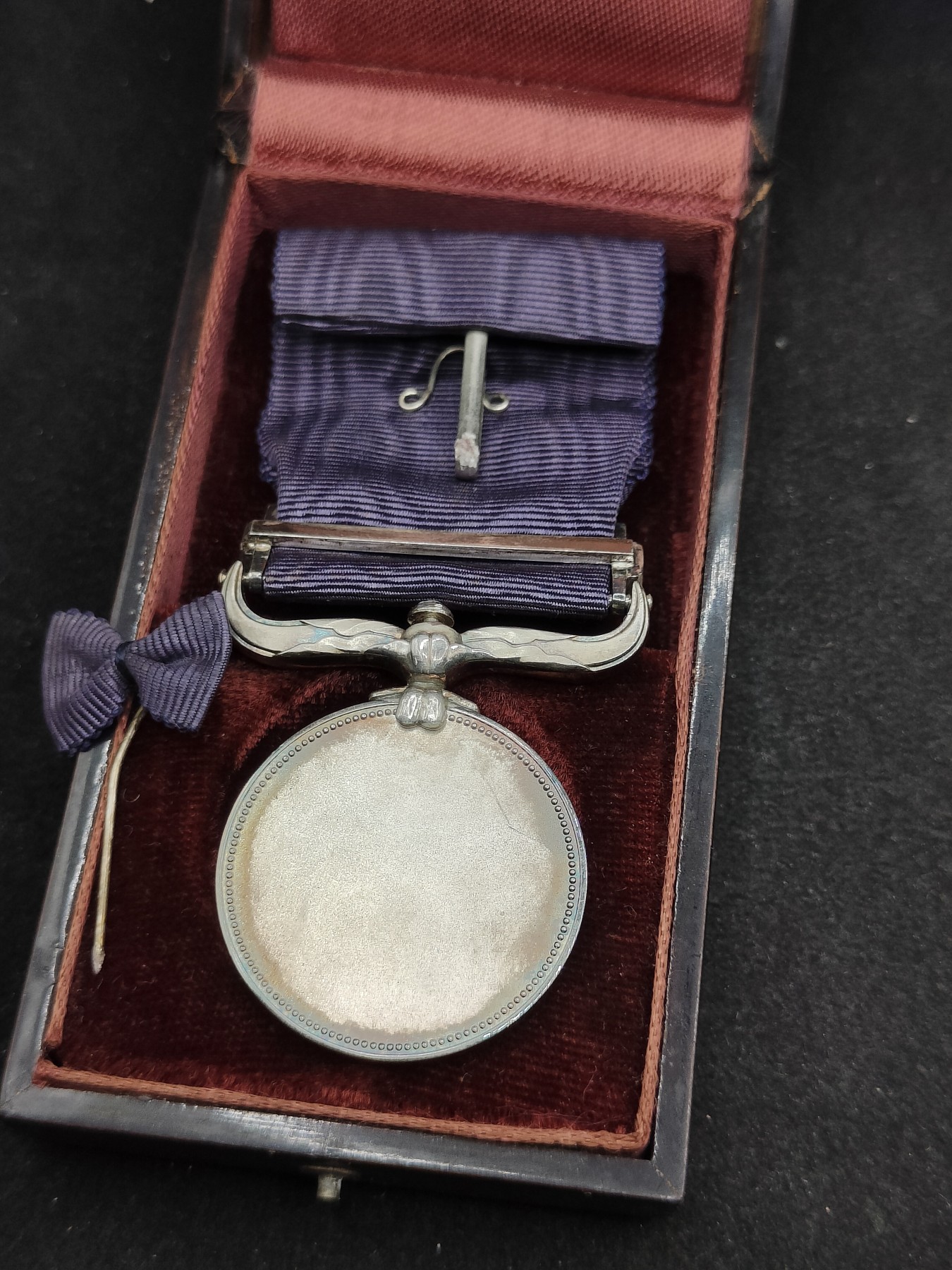 全场0元起拍 第89期 咸鱼国勋章拍卖专场 9月10日（周日）下午6：00开始 日本绀授褒章 银制带盒略