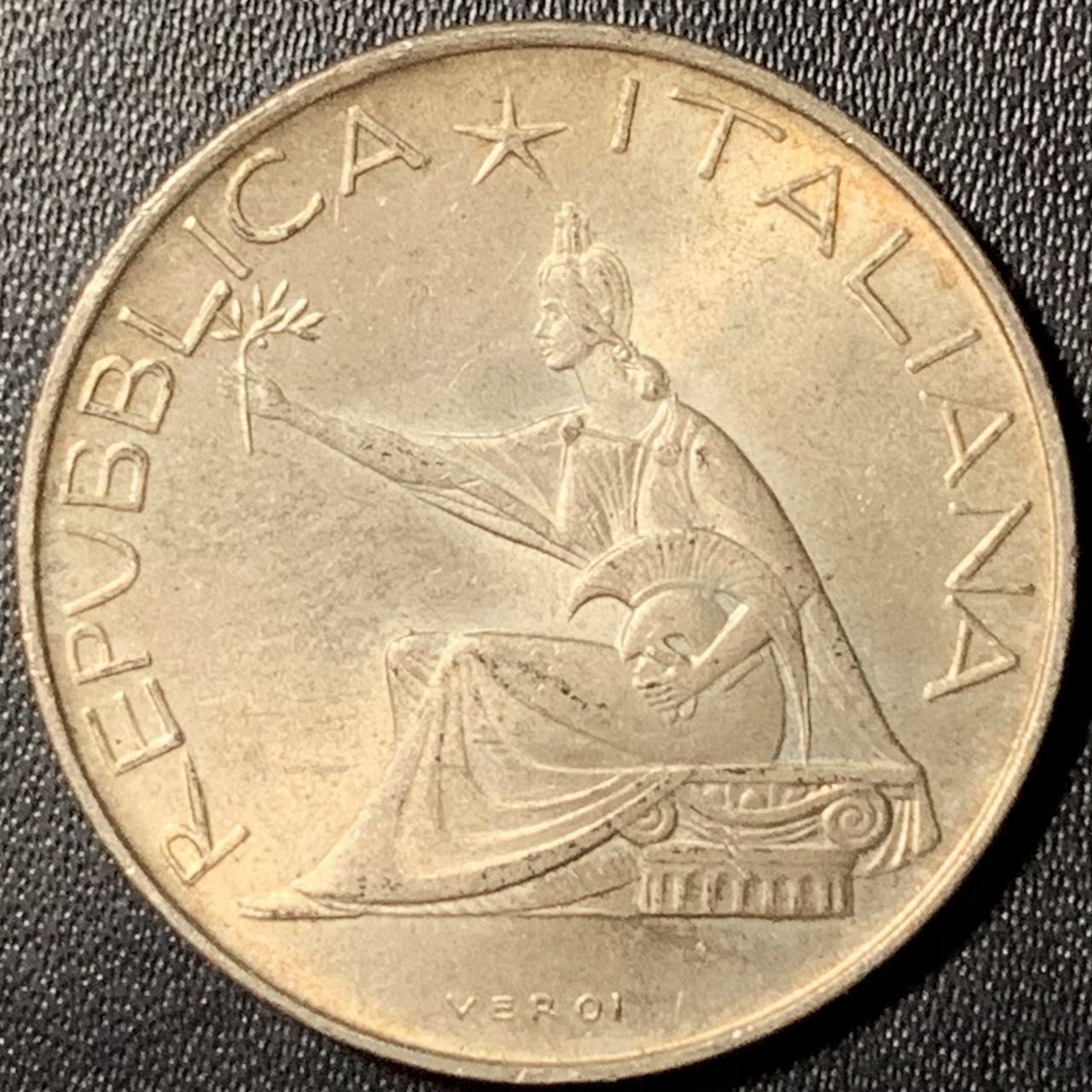 紫瑗钱币——第303期拍卖 意大利 1961年 马车 500里拉 11克 0.835银 UNC