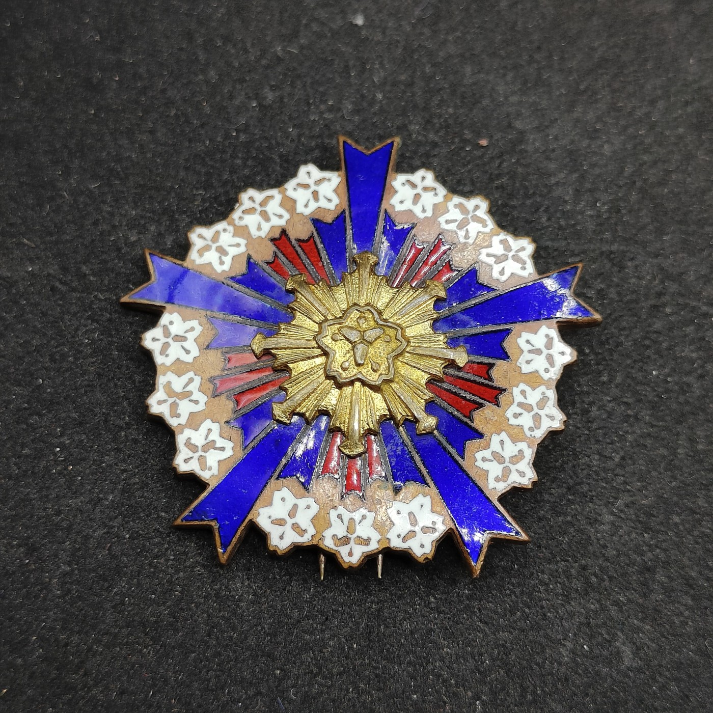 全场0元起拍 第89期 咸鱼国勋章拍卖专场 9月10日（周日）下午6：00开始 日本消防纪念章