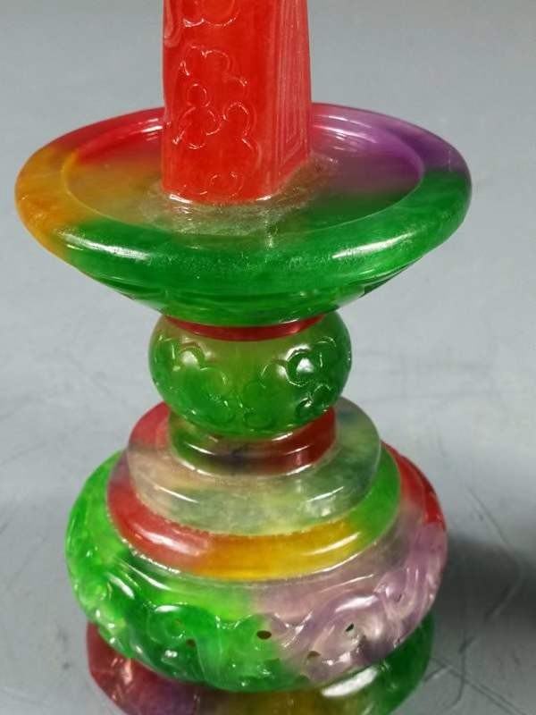 冰种四彩翡翠烛台尺寸:高19.6cm宽5.5cm 重626.5g
