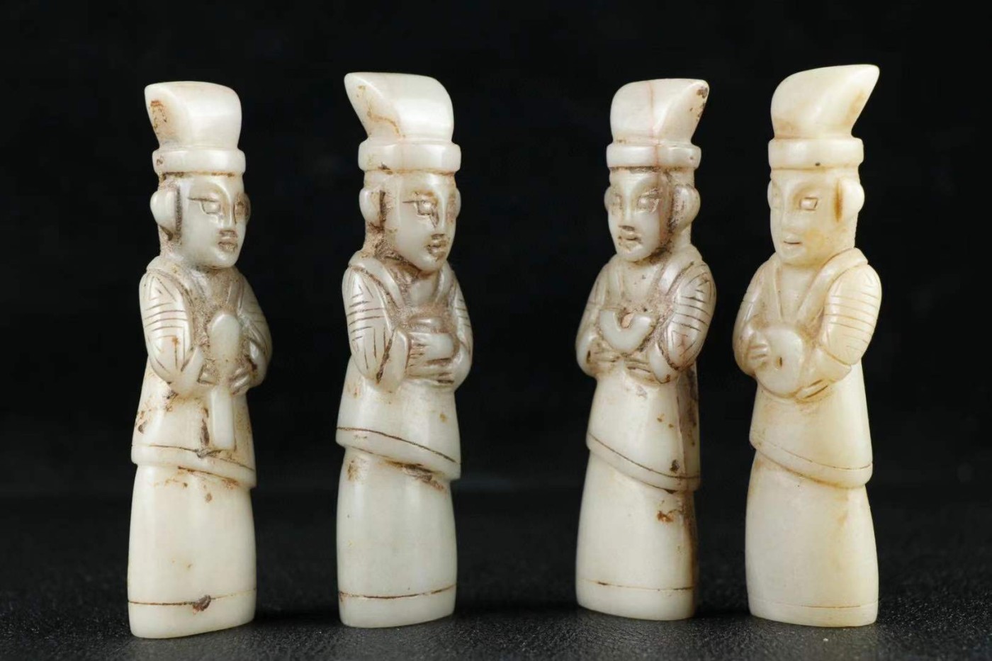 和田玉玉佣高13cm宽3.5 cm重633g