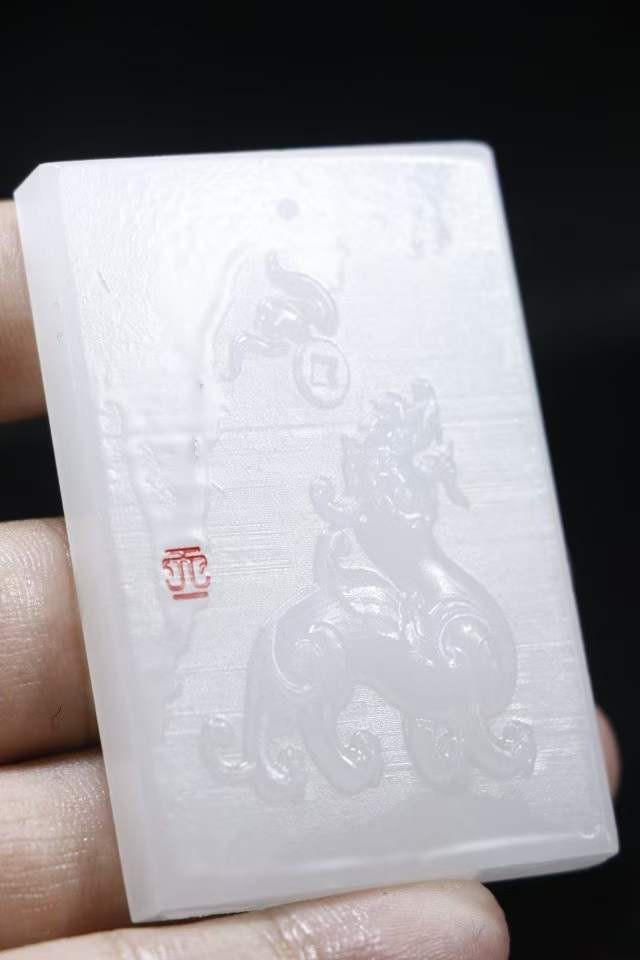 和田玉“招财貔貅” 尺寸：高6.5cm宽4.5cm重70g