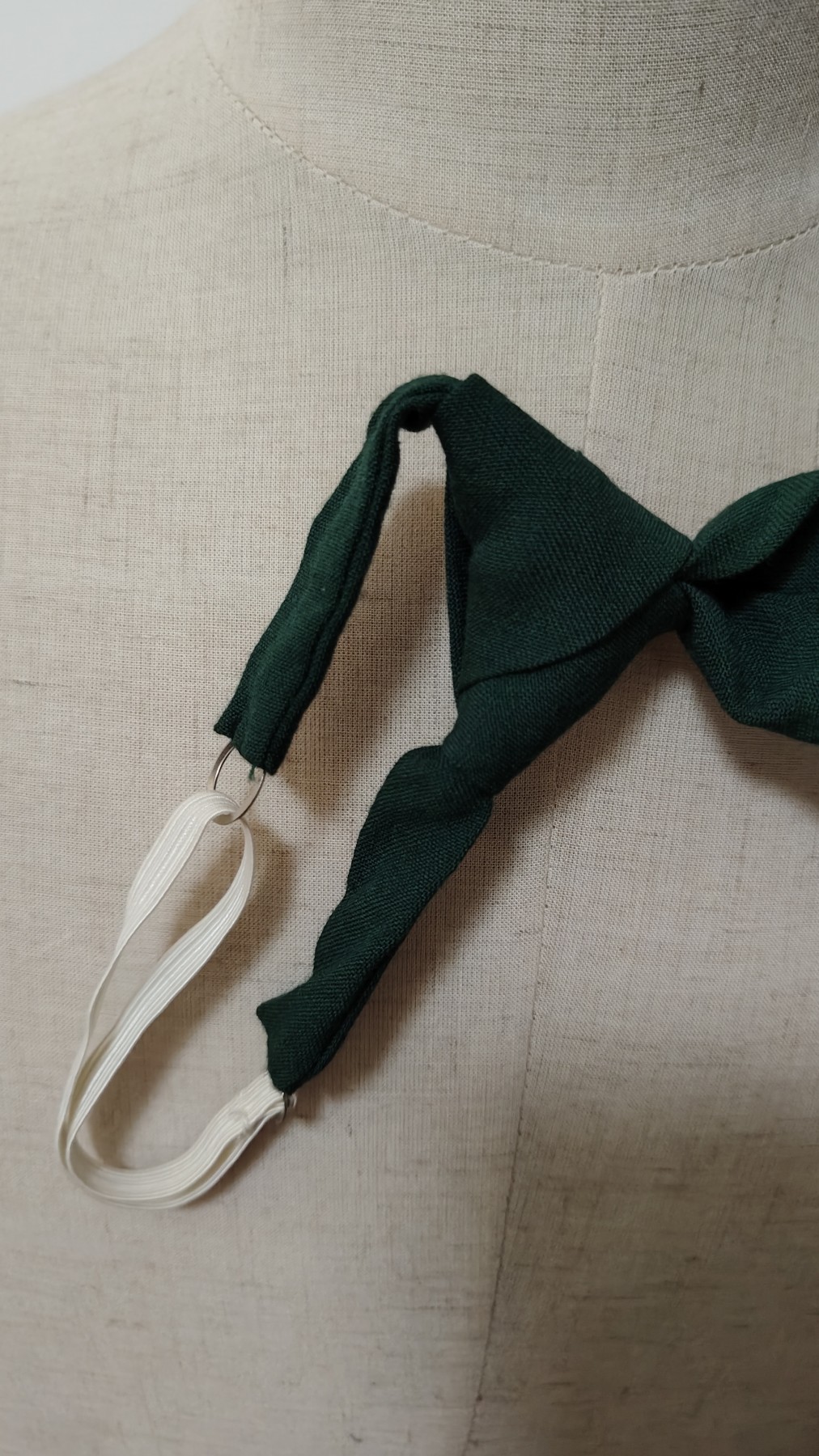 全场0元起拍 第89期 咸鱼国勋章拍卖专场 9月10日（周日）下午6：00开始 东德警察领带