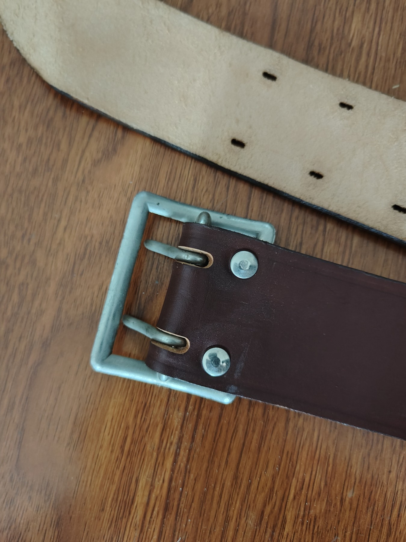 全场0元起拍 第89期 咸鱼国勋章拍卖专场 9月10日（周日）下午6：00开始 东德军官皮腰带 130CM