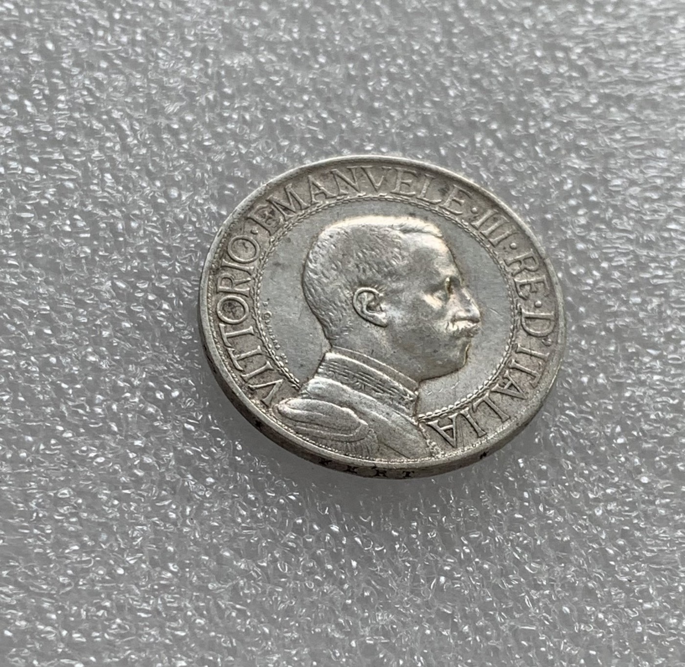 瓶子🏺第108期拍卖会  意大利1913年圈版马拉车1里拉银币