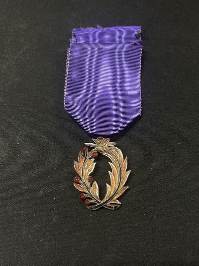 戎马世界章牌大赏第47期 - 法国文艺棕榈勋章，珠宝商版极美包浆