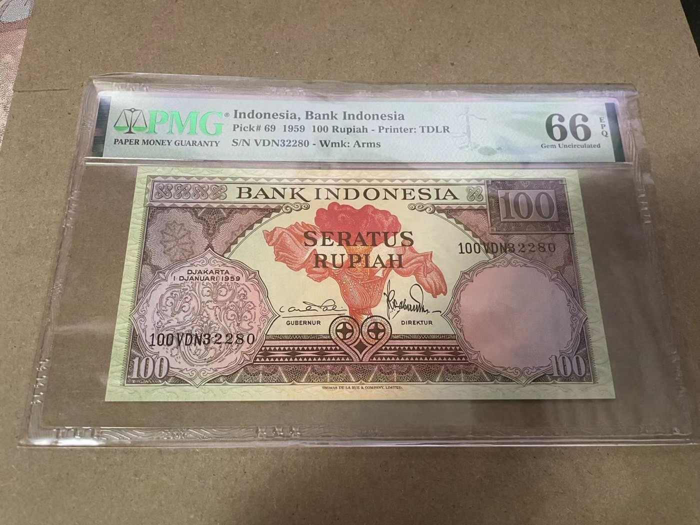 【Blue Auction】✨世界纸币精拍第368期——格雷伯爵夫妇 【无47】印尼 1959年100卢比 PMG66EPQ 