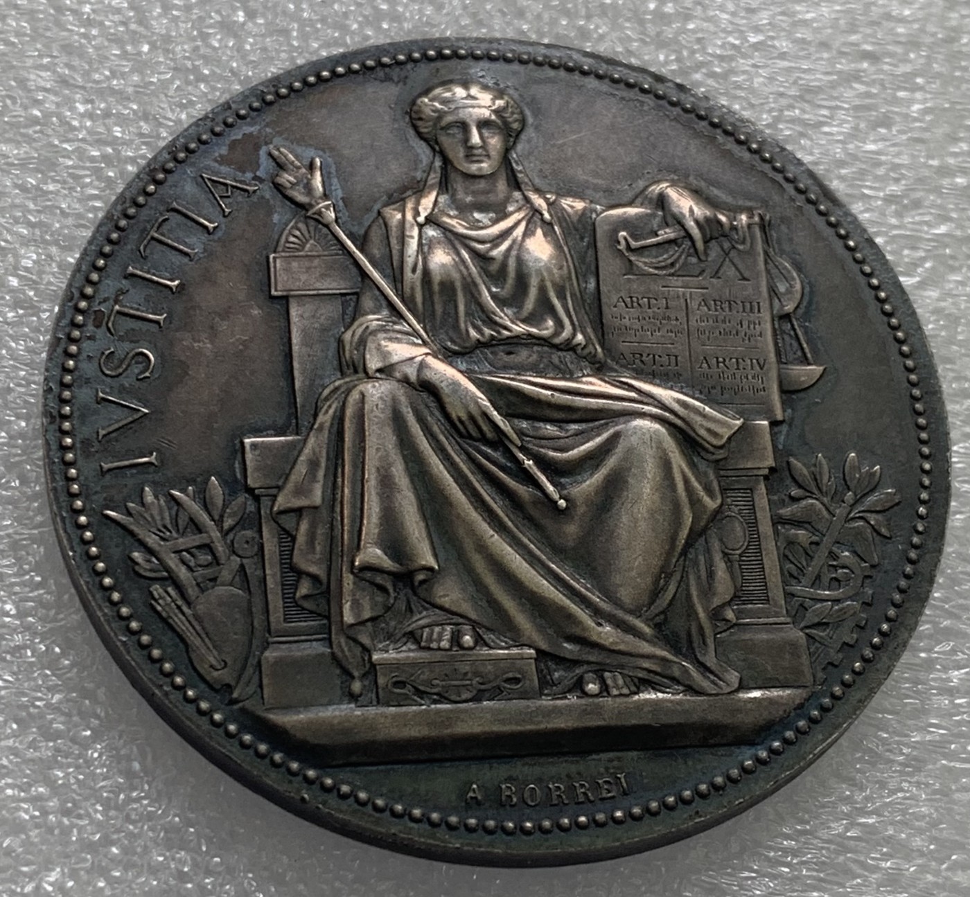 瓶子🏺第108期拍卖会 法国 1932年公证人公正女神纪念大银章  50克