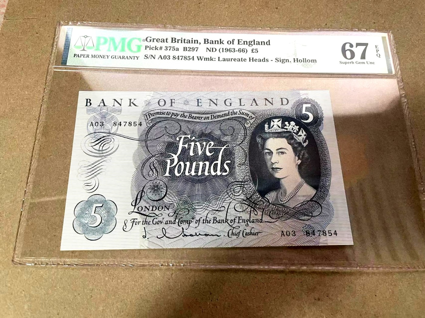 【Blue Auction】✨世界纸币精拍第368期——格雷伯爵夫妇 【a版首签 A03冠】英国 1963-66年 C序列5镑 女王 PMG67EPQ 高分  