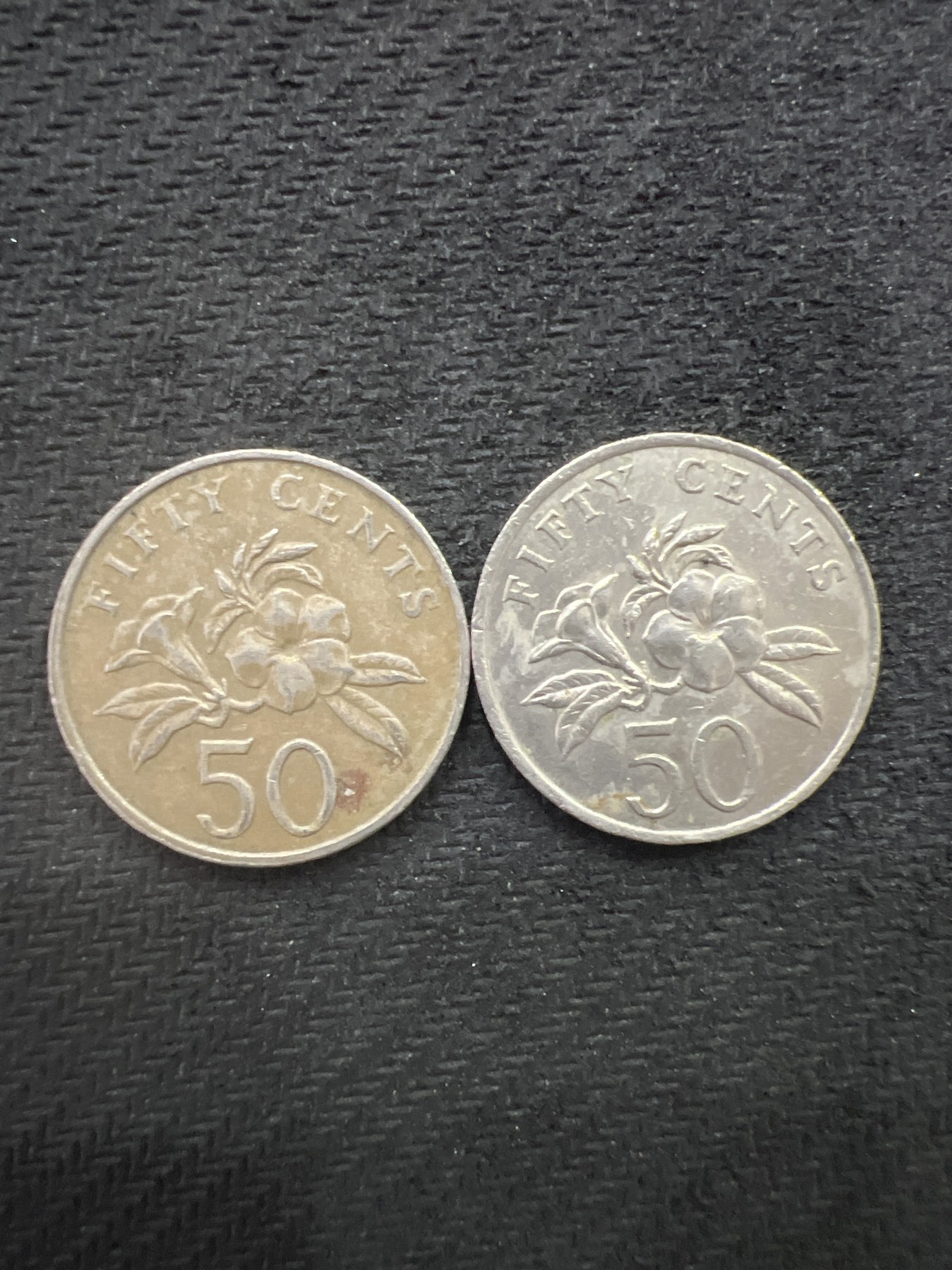 飞翔风筝第八场世界钱币拍卖 新加坡2枚不同年份