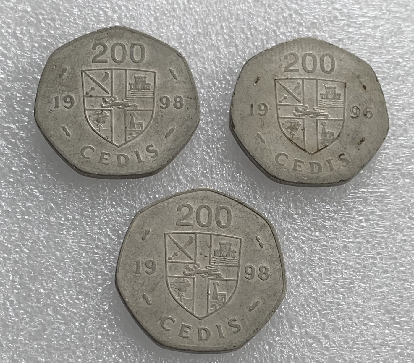 瓶子🏺第108期拍卖会  加纳硬币200塞地1998年 加纳200塞地3枚