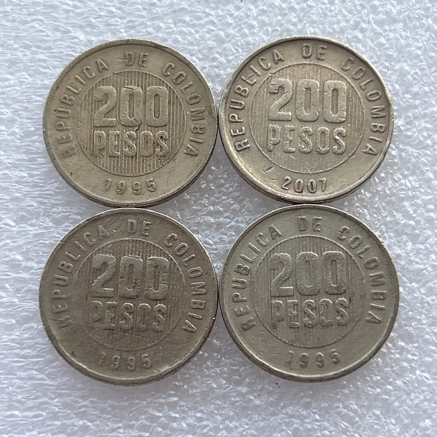 全场一元起拍 世界钱币散币场 第22期 哥伦比亚200比索镍铜硬币4枚 琴巴亚艺术品