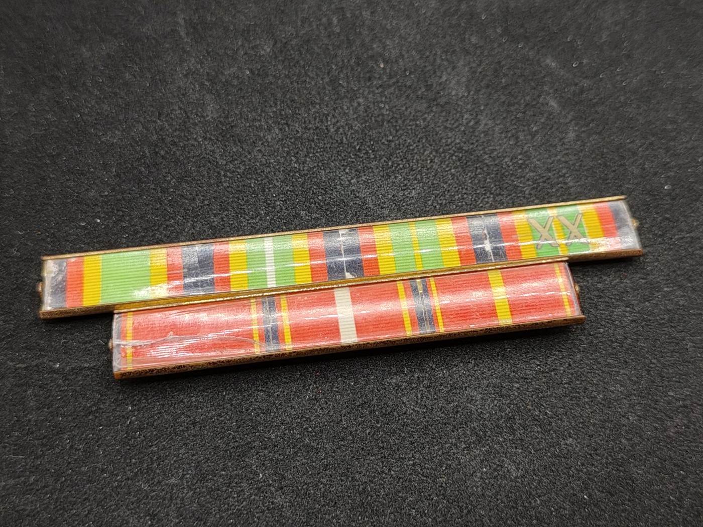 全场0元起拍 第90期 咸鱼国勋章拍卖专场 9月13日（周三）下午6：00开始 东德人民军七联略