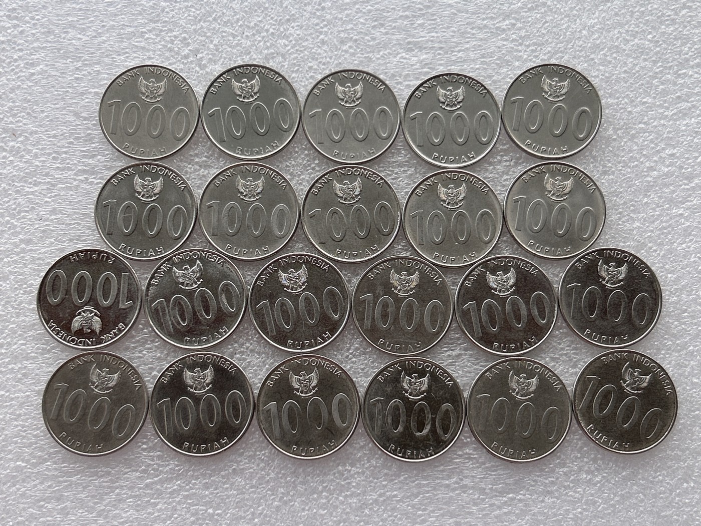 全场一元起拍 世界钱币散币场 第22期 印度尼西亚1000卢比 22枚