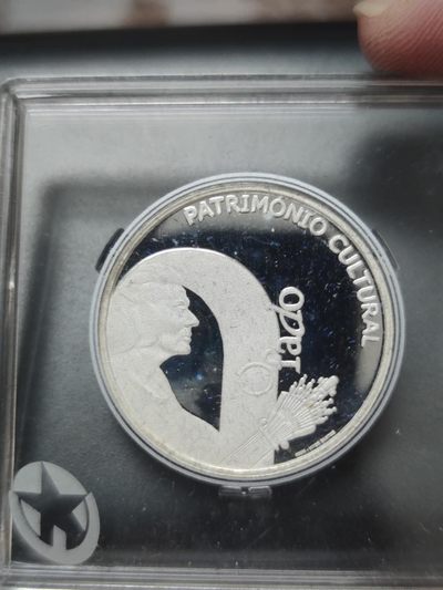 燕姐换藏第58拍 葡萄牙2008年国宝民族乐器法朵2.5欧元银币