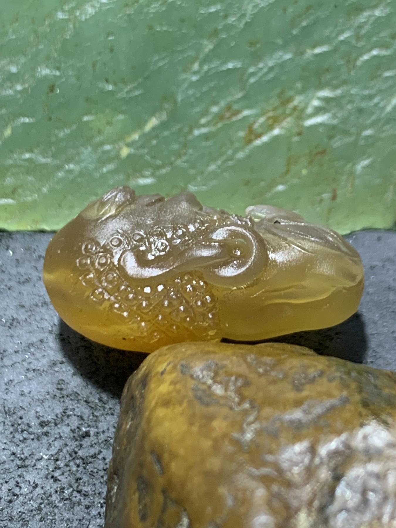 精美高玉化高润度蒙料战国红玛瑙手工雕刻达摩珠（吊坠）一个！