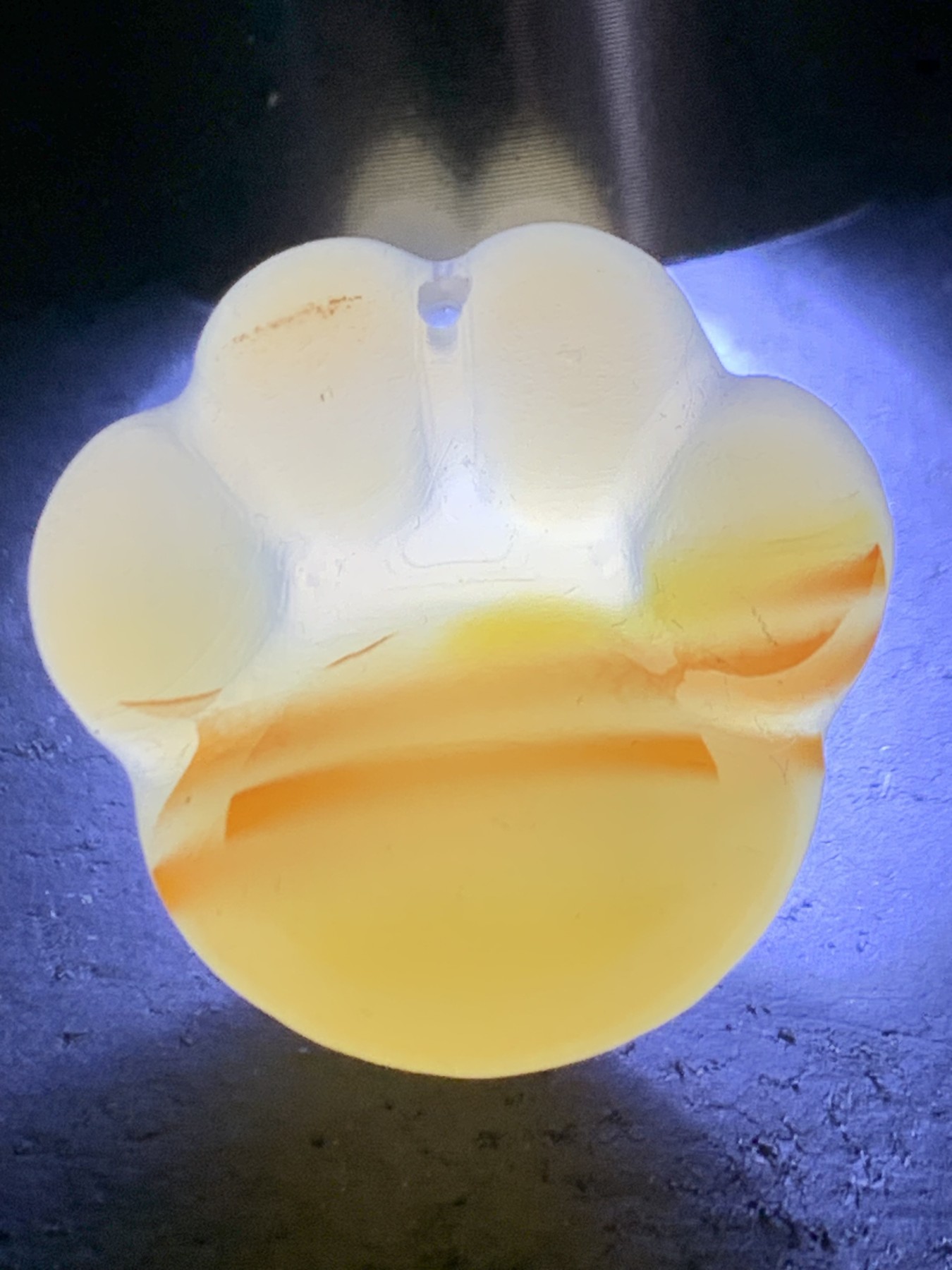 精美高玉化高润度俏色蒙料战国红玛瑙手工雕刻猫爪吊坠一个！