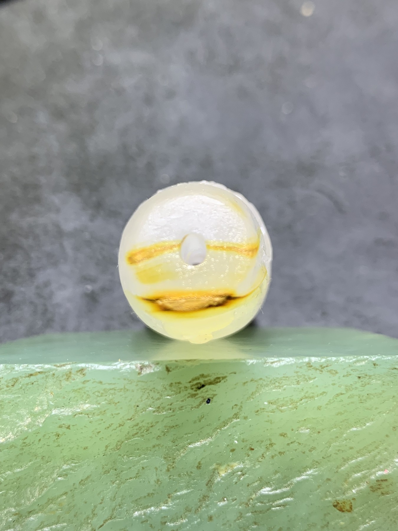 精美高玉化海洋玉髓手工雕刻平步青云一心向佛大桶珠一个！