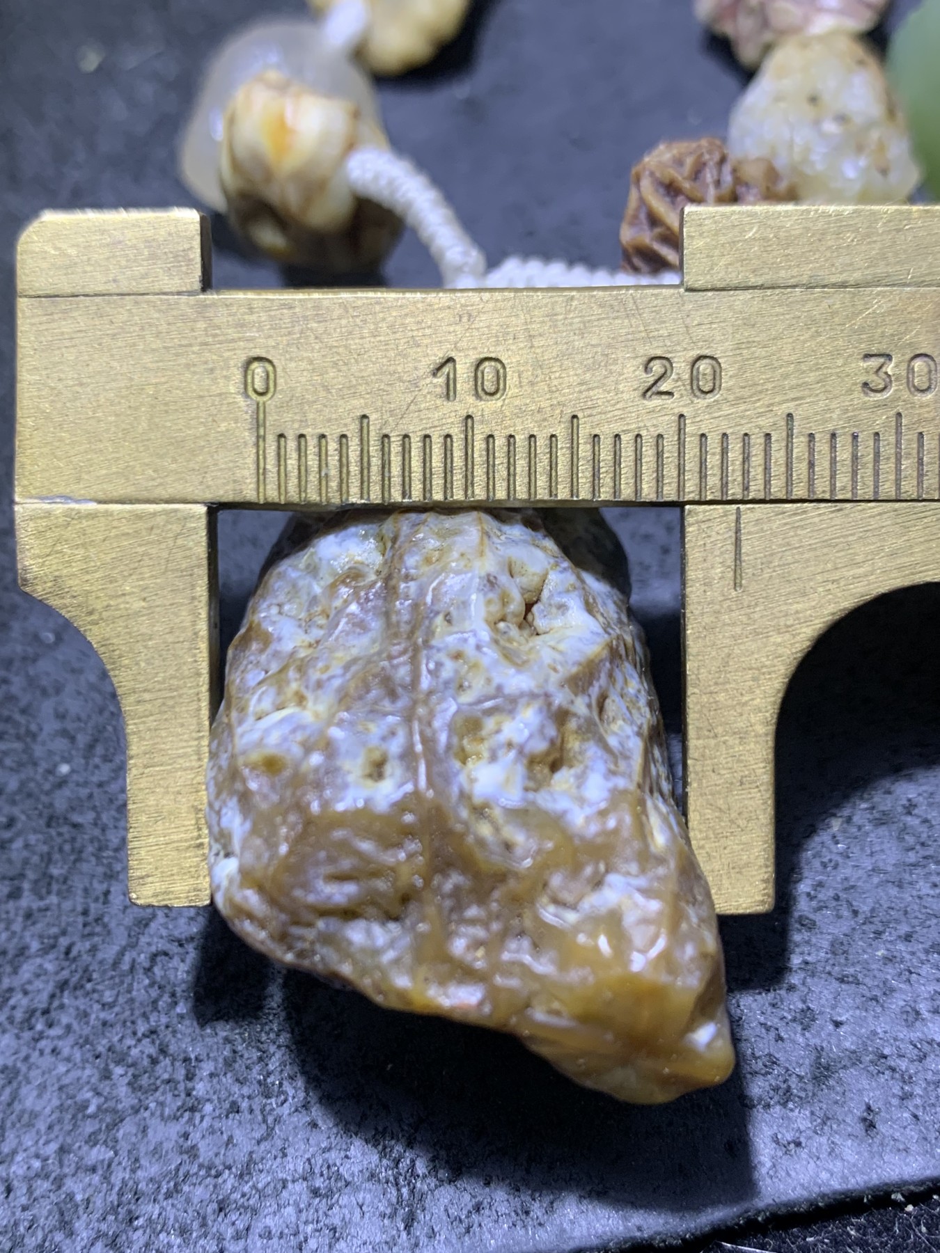 精美阿拉善戈壁多彩飘花筋脉原石大颗粒吊坠项链一条