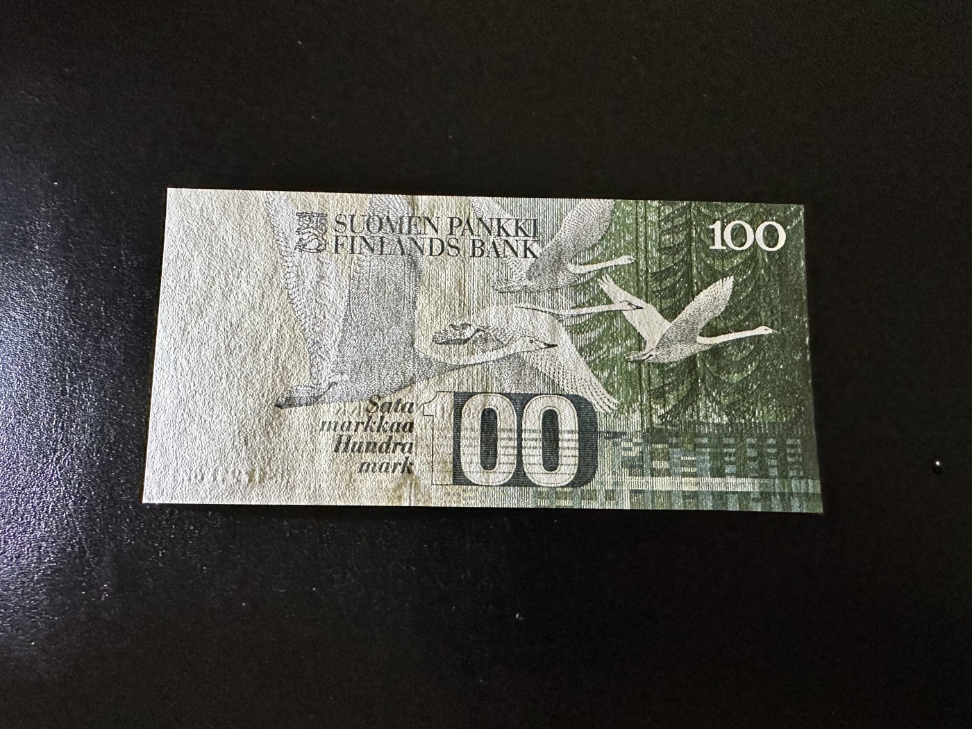 《外钞收藏家》第二百九十七期（连拍第二场）（欧洲五国专场） 芬兰1986年A版100马克 全新UNC