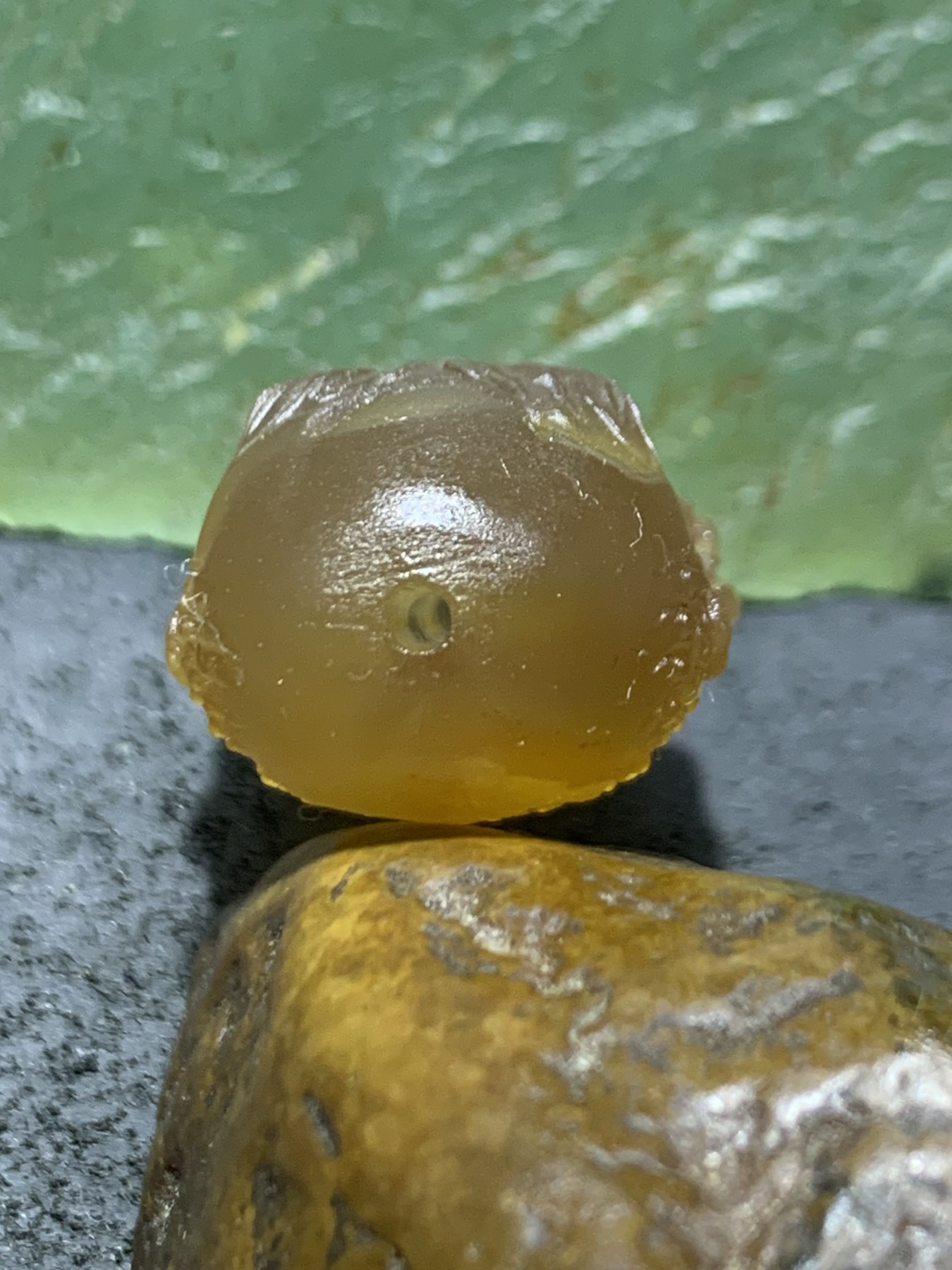精美高玉化高润度蒙料战国红玛瑙手工雕刻达摩珠（吊坠）一个！