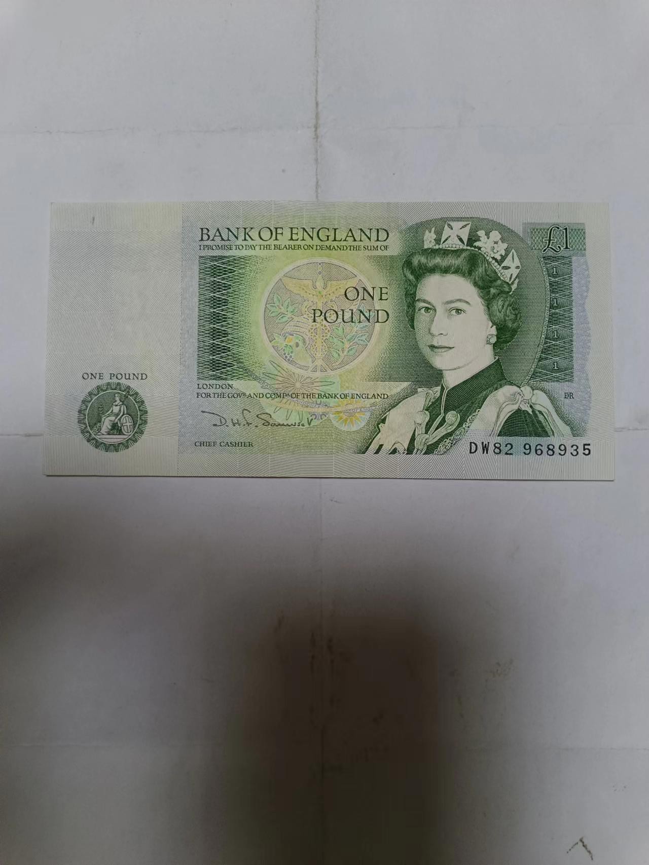 【20230912】非全新纸币第六十四场 英国D序列1镑，好品