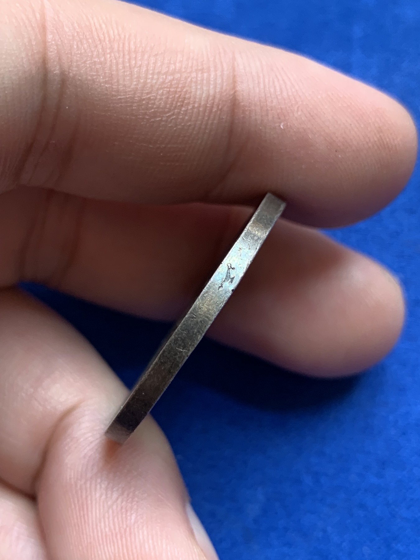 《竞宝斋》第196场-周日，周一 2场 (全场包邮) 法国1832-1841银质婚章 深五彩 11.3克 29.5mm 神灯边铭