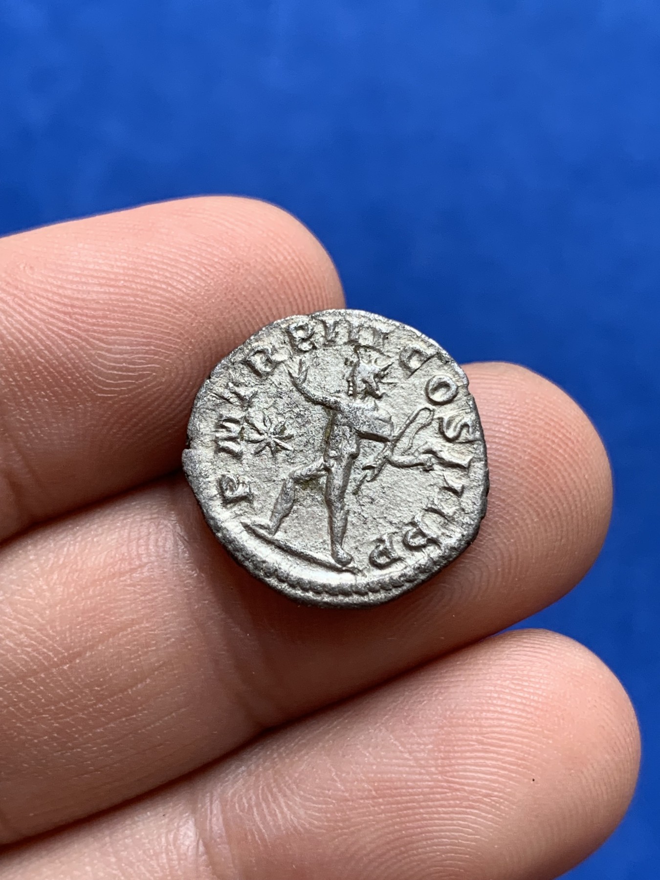 《竞宝斋》第196场-周日，周一 2场 (全场包邮) 公元218-222年 古罗马皇帝埃拉伽巴路斯银币 著名昏君 2.47g