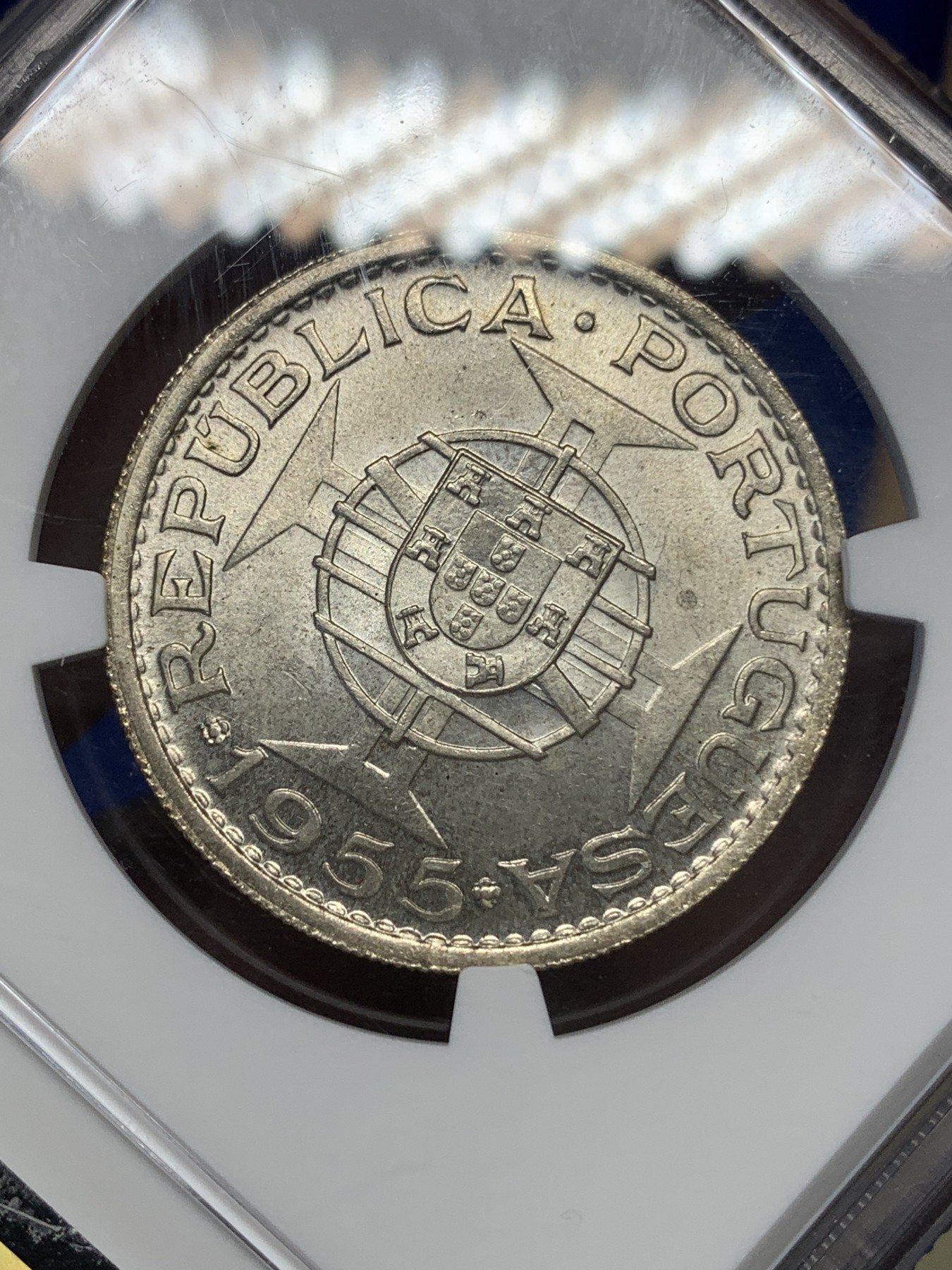 《竞宝斋》第196场-周日，周一 2场 (全场包邮) NGC-MS65 葡属安哥拉 1955年 20埃斯库多 银币 大象和马