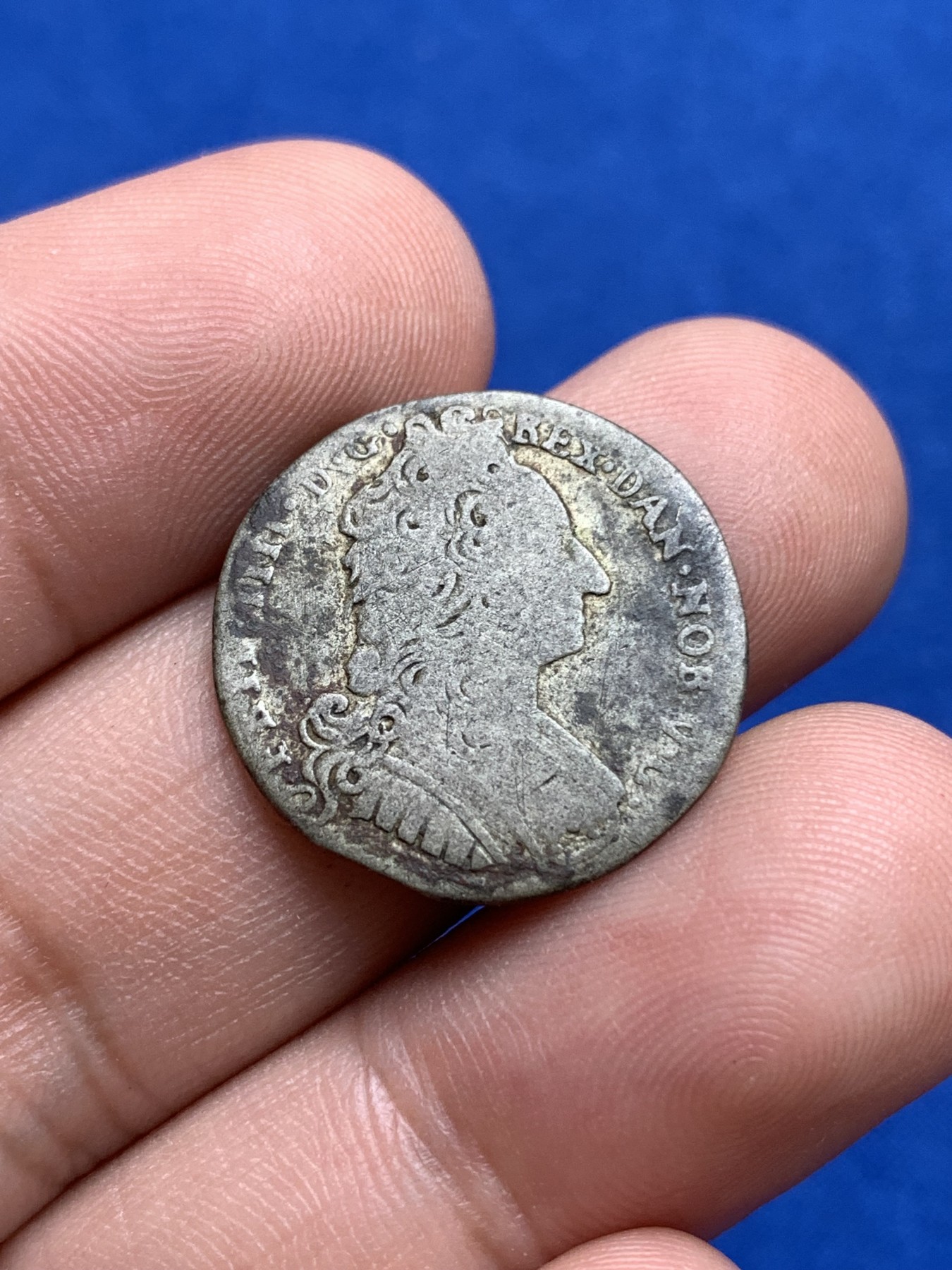 《竞宝斋》第196场-周日，周一 2场 (全场包邮) 丹麦弗雷德里克四世1730年8s银币 细节见图