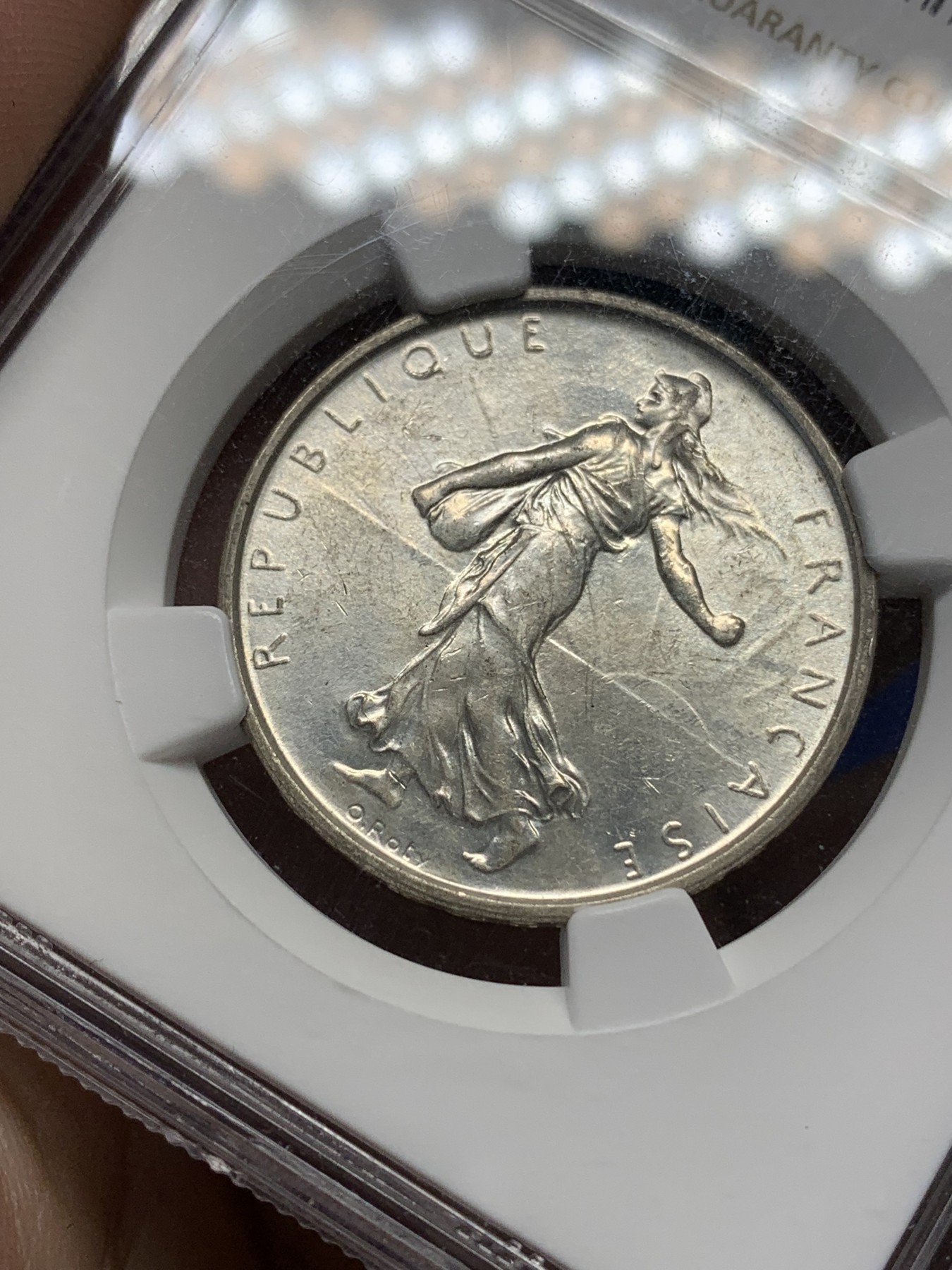 《竞宝斋》第196场-周日，周一 2场 (全场包邮) NGC-MS62 法国 1962年 5法郎 播种女神 银币 品相好 转光